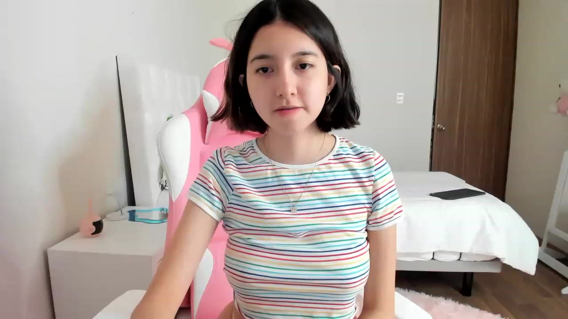 Gallery image thumbnail from Cherrycute666's myfreecams stream on, 03/12/2023, 16:12 image 3 of 20
