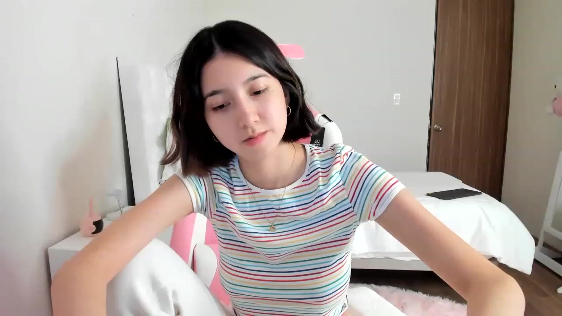 Gallery image thumbnail from Cherrycute666's myfreecams stream on, 03/12/2023, 16:12 image 11 of 20