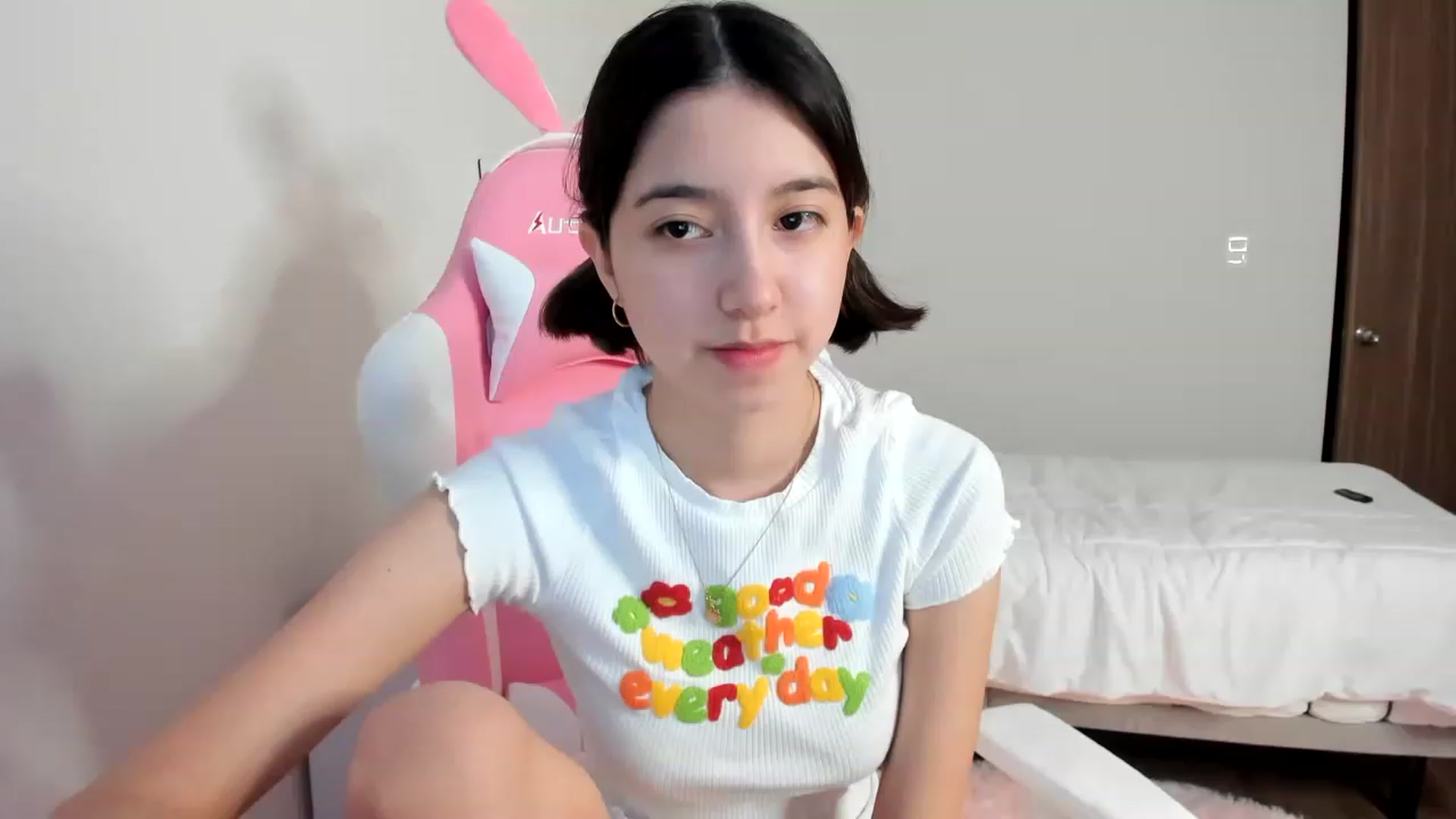Gallery image thumbnail from Cherrycute666's myfreecams stream on, 03/13/2023, 04:19 image 3 of 20