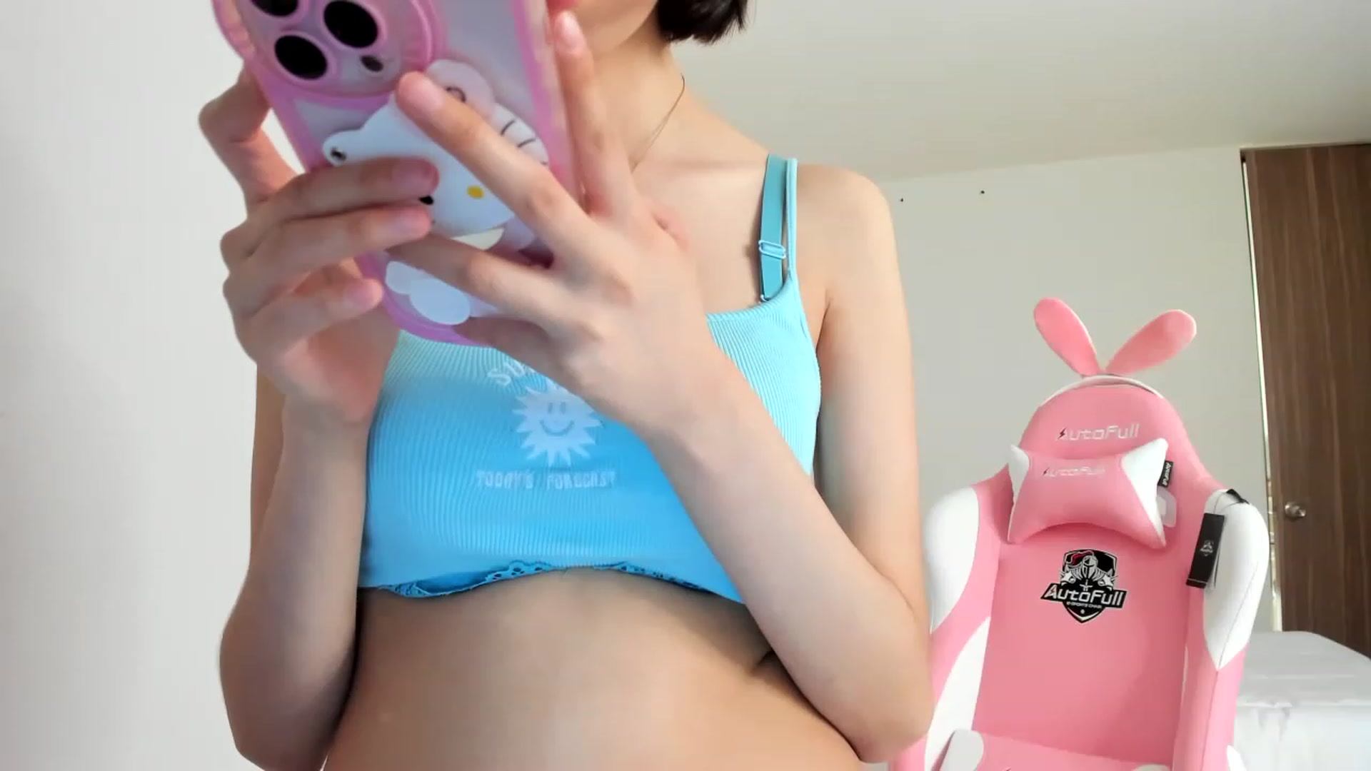 Gallery image thumbnail from Cherrycute666's myfreecams stream on, 03/14/2023, 24:00 image 1 of 20