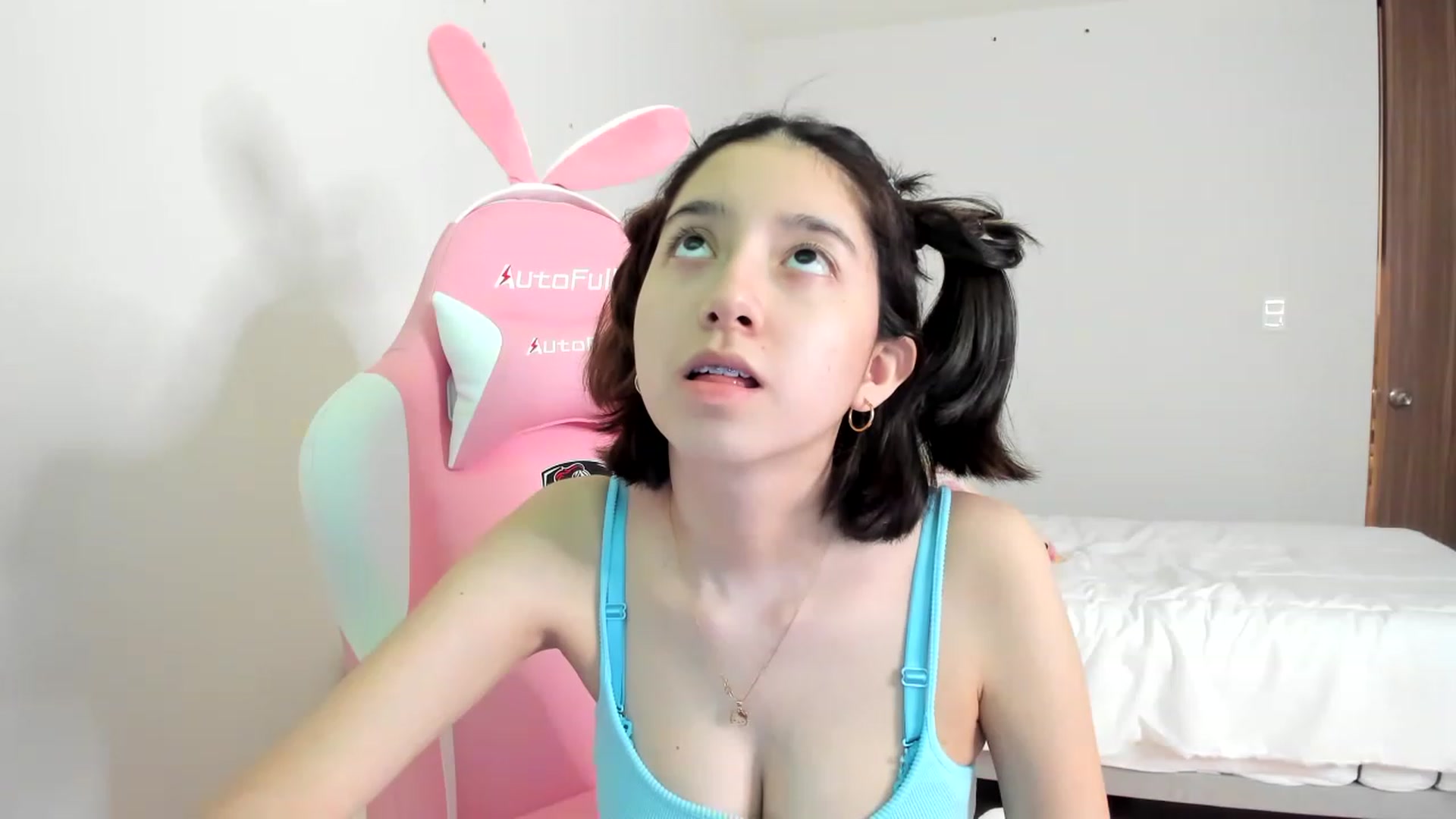 Gallery image thumbnail from Cherrycute666's myfreecams stream on, 03/14/2023, 24:00 image 9 of 20