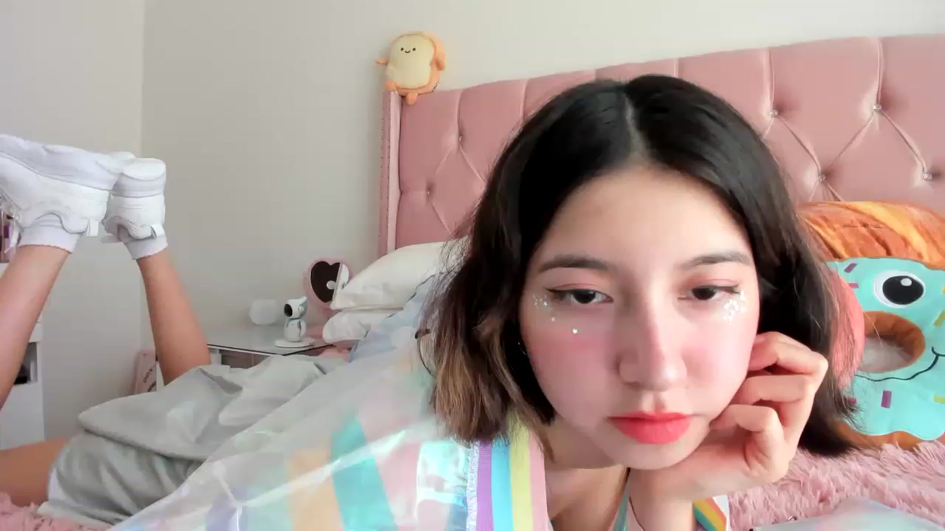 Gallery image thumbnail from Cherrycute666's myfreecams stream on, 03/14/2023, 18:35 image 9 of 20