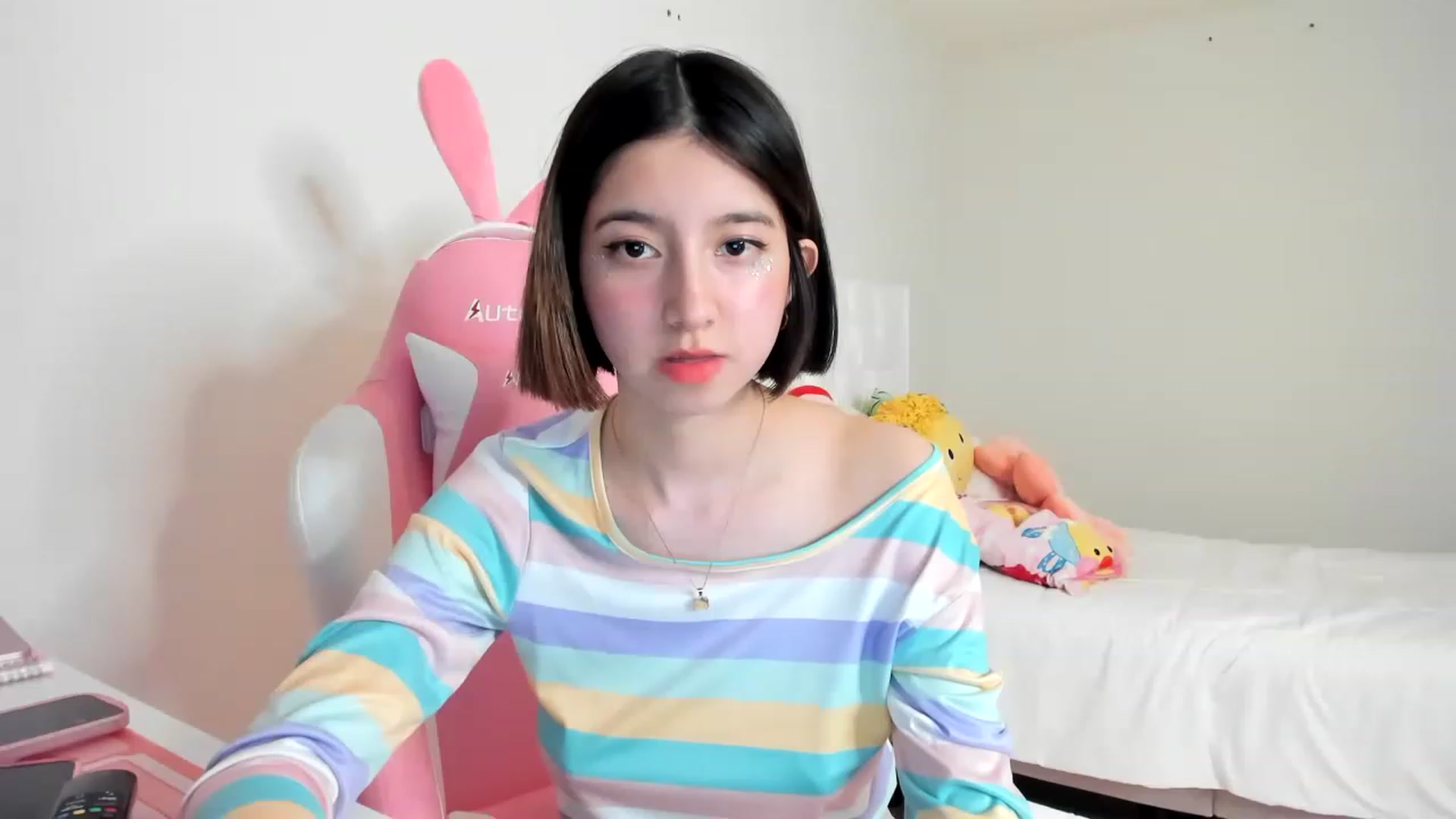 Gallery image thumbnail from Cherrycute666's myfreecams stream on, 03/15/2023, 04:23 image 8 of 20