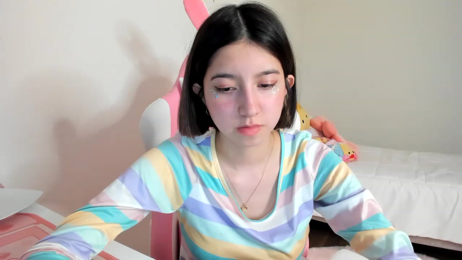 Gallery image thumbnail from Cherrycute666's myfreecams stream on, 03/15/2023, 07:04 image 3 of 20