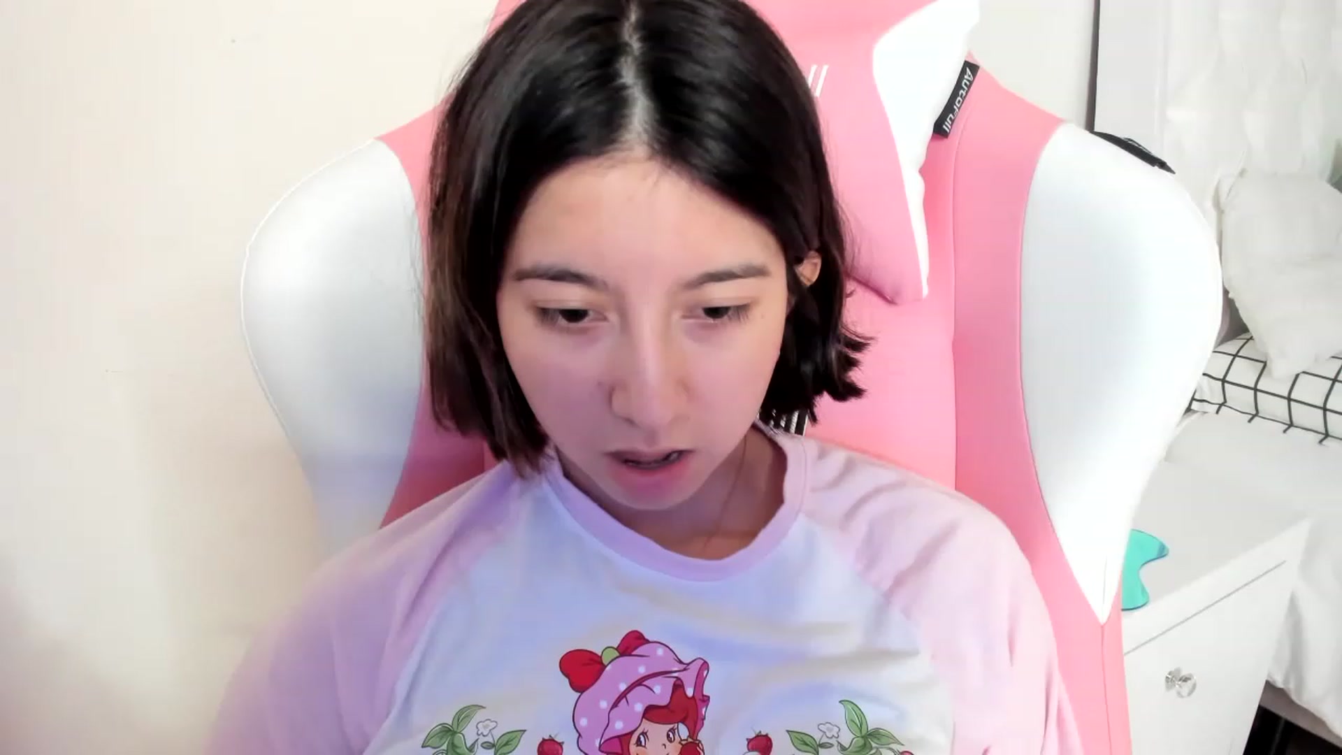 Gallery image thumbnail from Cherrycute666's myfreecams stream on, 03/16/2023, 05:23 image 4 of 20