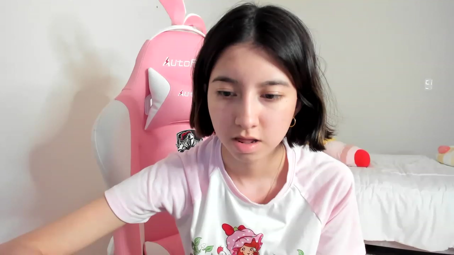 Gallery image thumbnail from Cherrycute666's myfreecams stream on, 03/16/2023, 10:54 image 3 of 20
