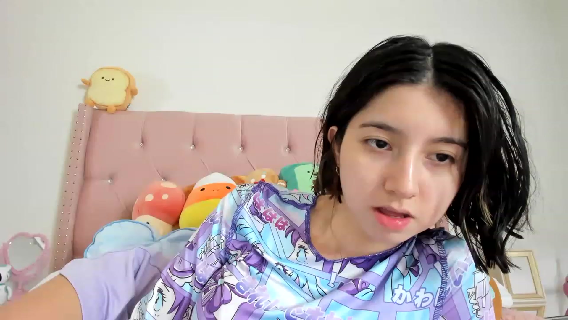 Gallery image thumbnail from Cherrycute666's myfreecams stream on, 03/17/2023, 05:29 image 5 of 20