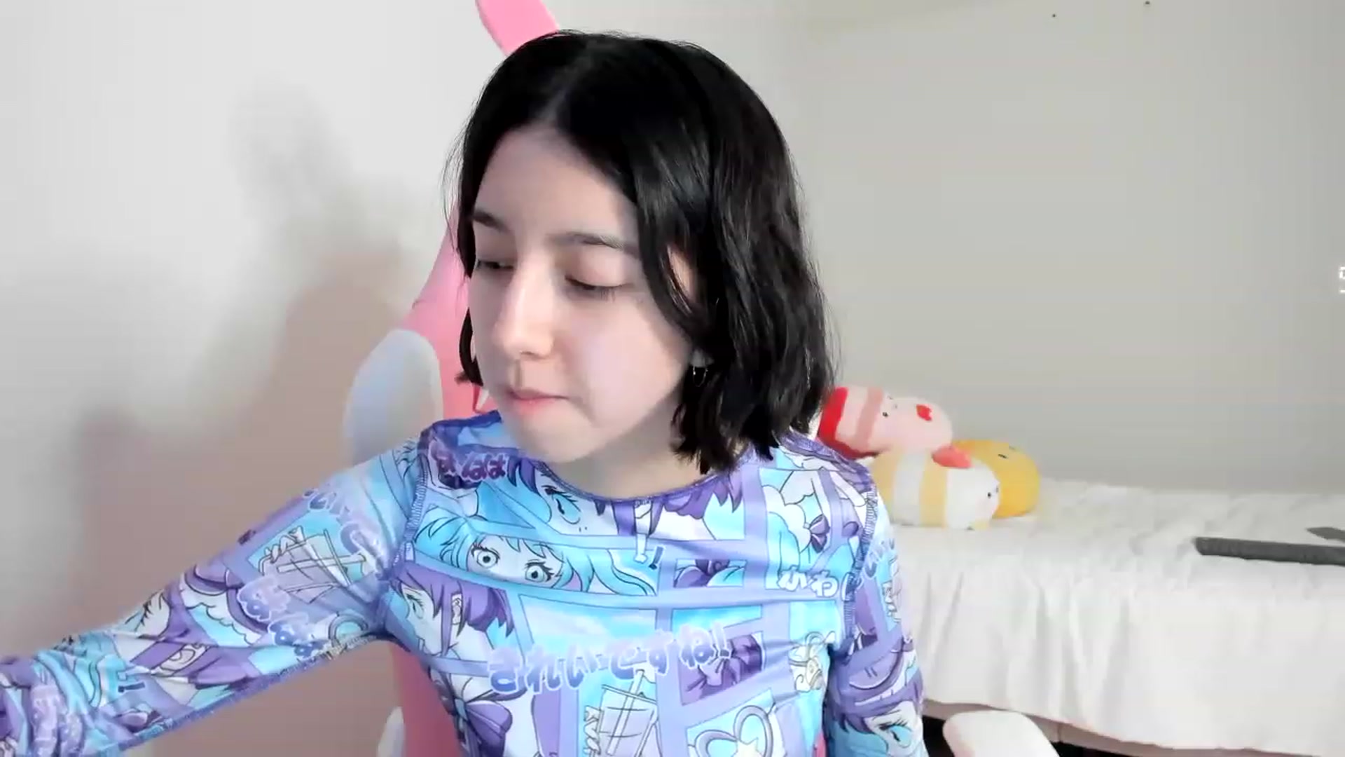 Gallery image thumbnail from Cherrycute666's myfreecams stream on, 03/17/2023, 05:29 image 8 of 20