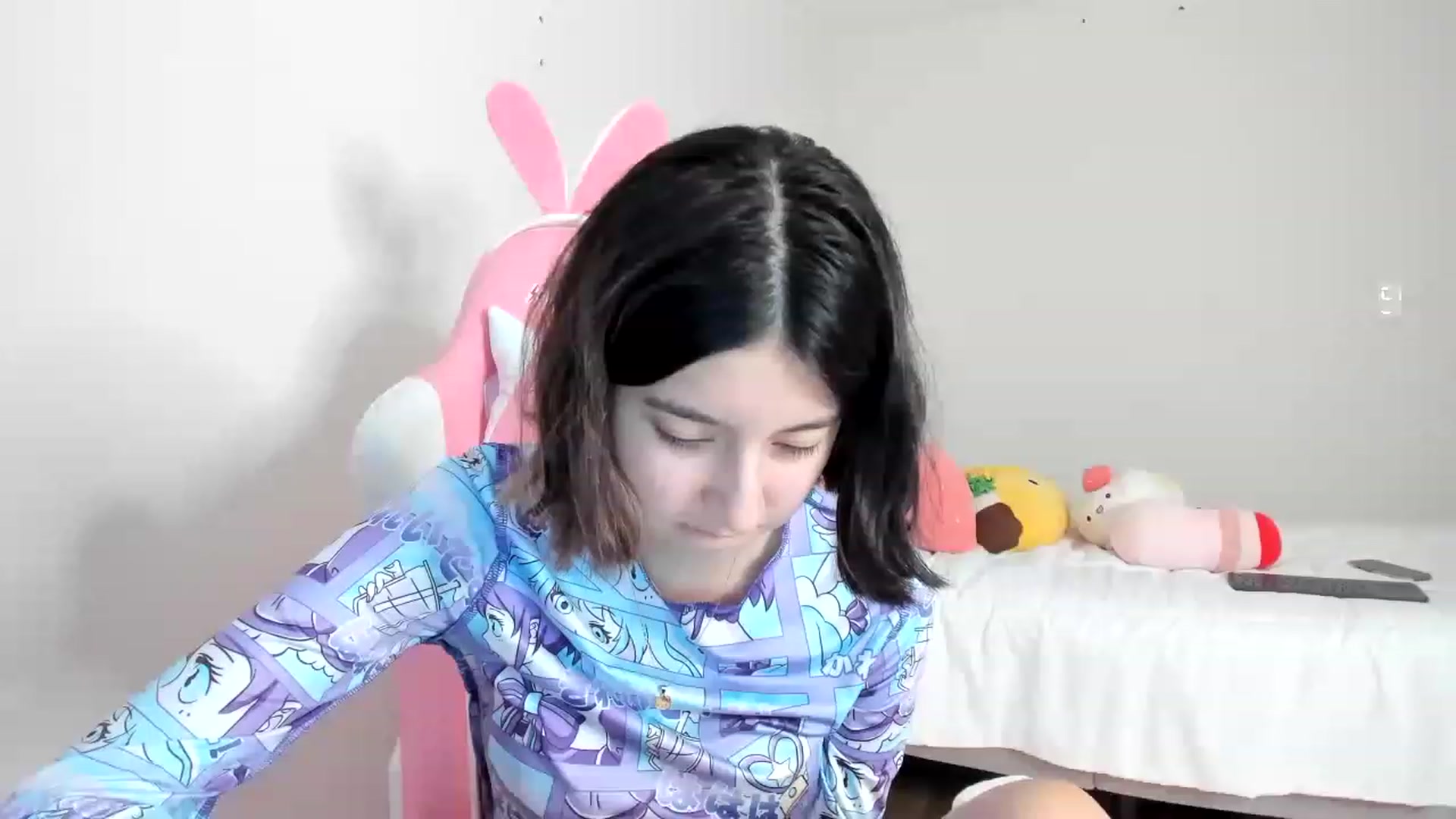 Gallery image thumbnail from Cherrycute666's myfreecams stream on, 03/17/2023, 05:29 image 11 of 20