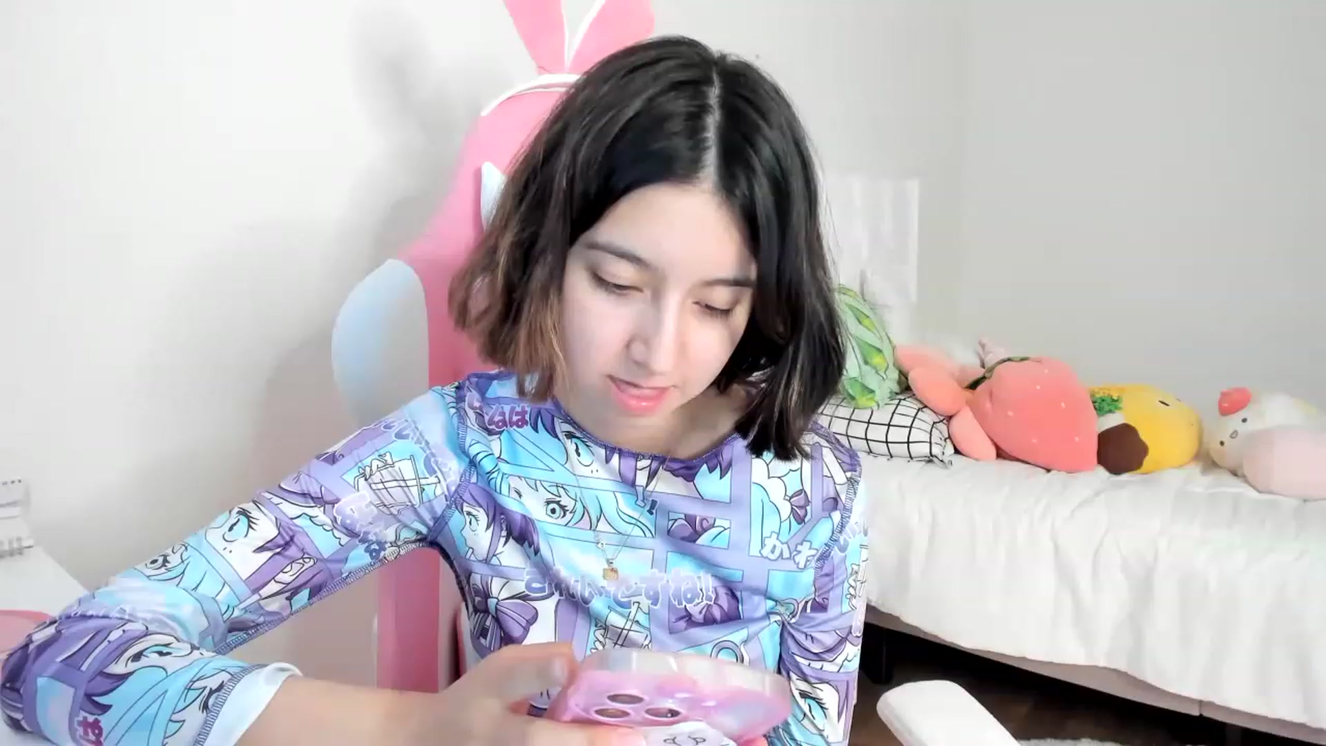 Gallery image thumbnail from Cherrycute666's myfreecams stream on, 03/17/2023, 07:27 image 7 of 20