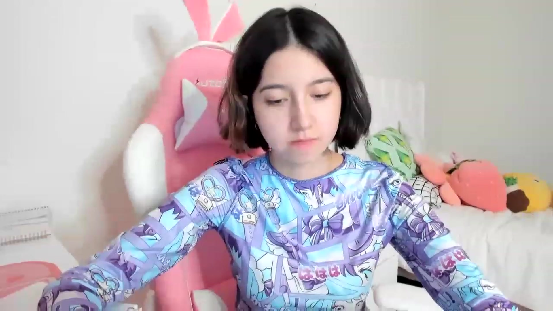 Gallery image thumbnail from Cherrycute666's myfreecams stream on, 03/17/2023, 08:41 image 17 of 20