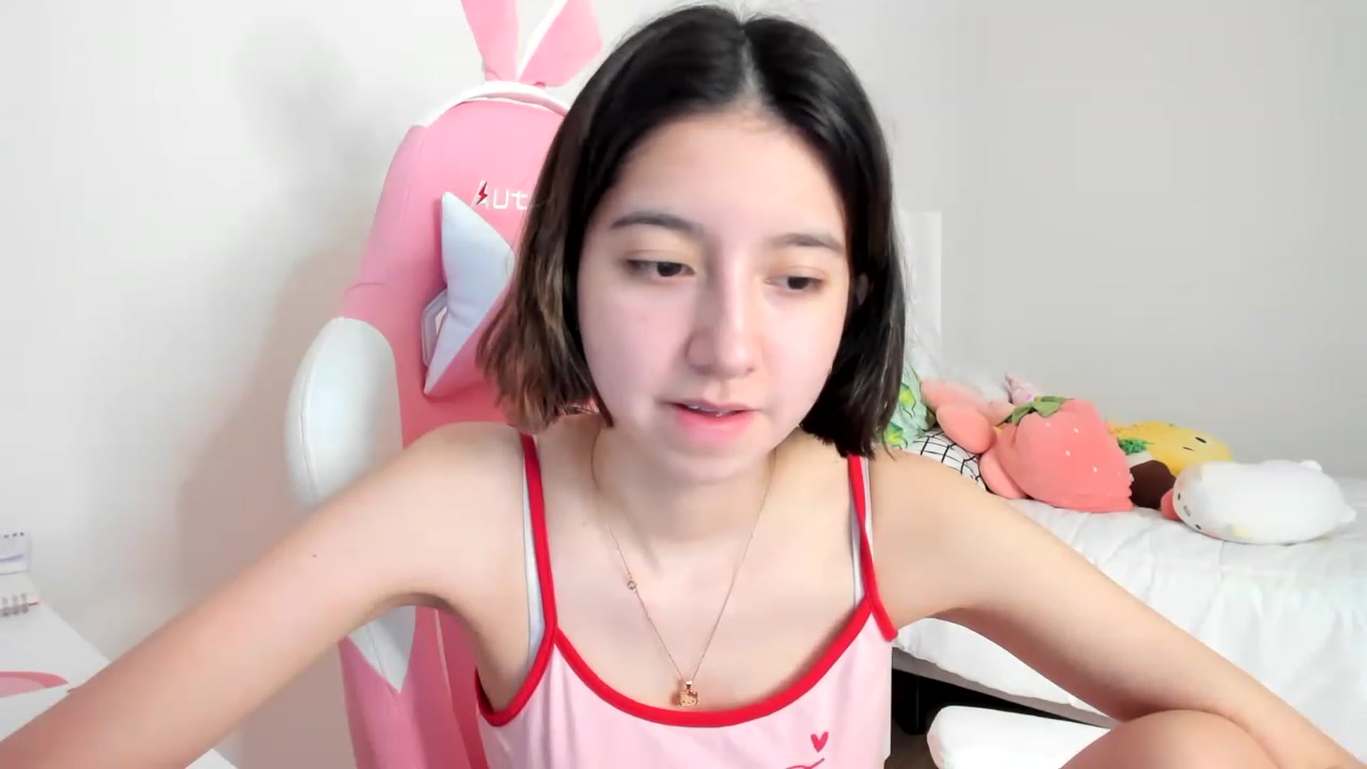 Gallery image thumbnail from Cherrycute666's myfreecams stream on, 03/17/2023, 15:24 image 15 of 20