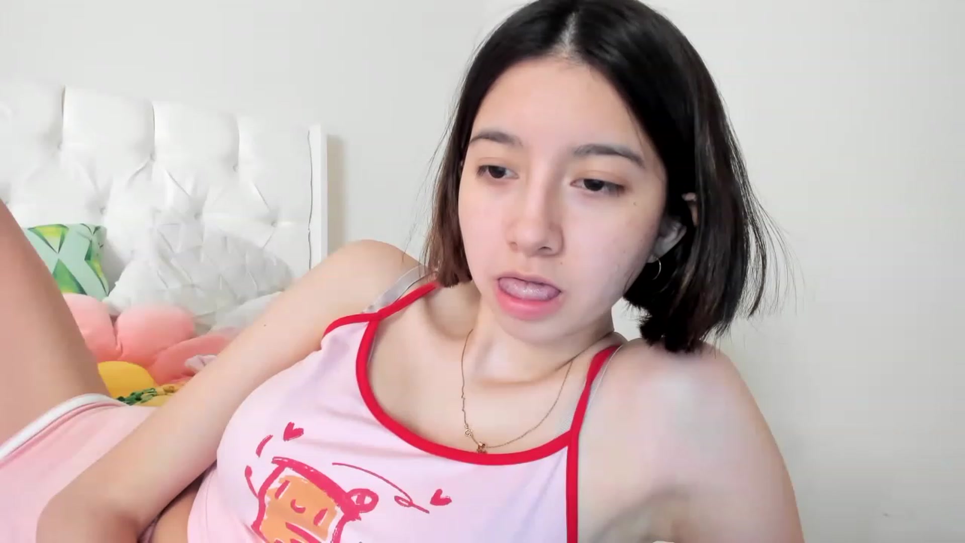 Gallery image thumbnail from Cherrycute666's myfreecams stream on, 03/17/2023, 16:09 image 10 of 20