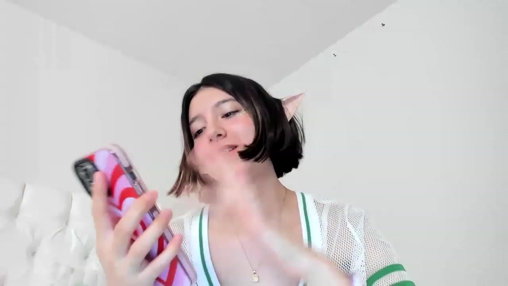 Gallery image thumbnail from Cherrycute666's myfreecams stream on, 03/18/2023, 01:52 image 18 of 20