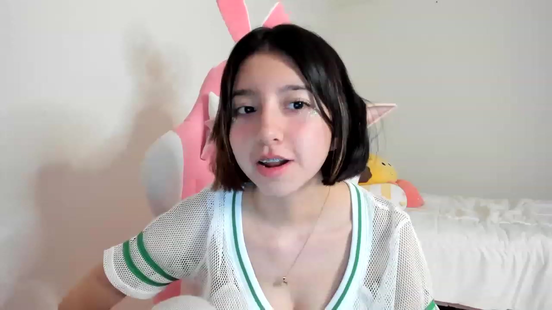 Gallery image thumbnail from Cherrycute666's myfreecams stream on, 03/18/2023, 02:22 image 18 of 20