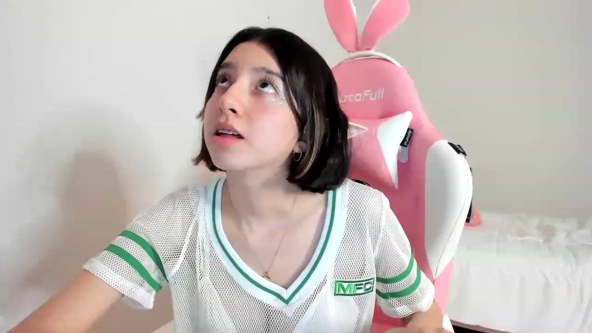 Gallery image thumbnail from Cherrycute666's myfreecams stream on, 03/18/2023, 02:22 image 13 of 20