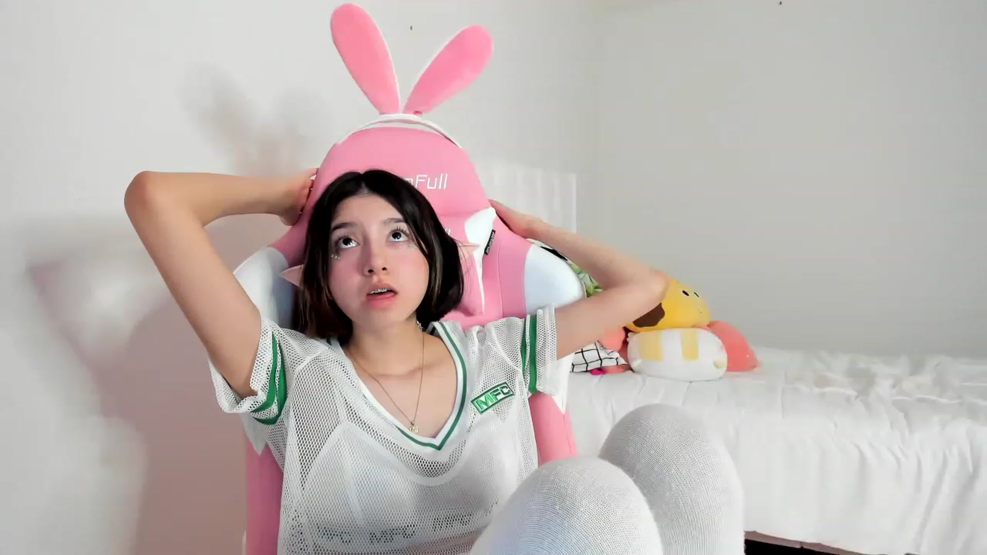 Gallery image thumbnail from Cherrycute666's myfreecams stream on, 03/18/2023, 02:22 image 19 of 20