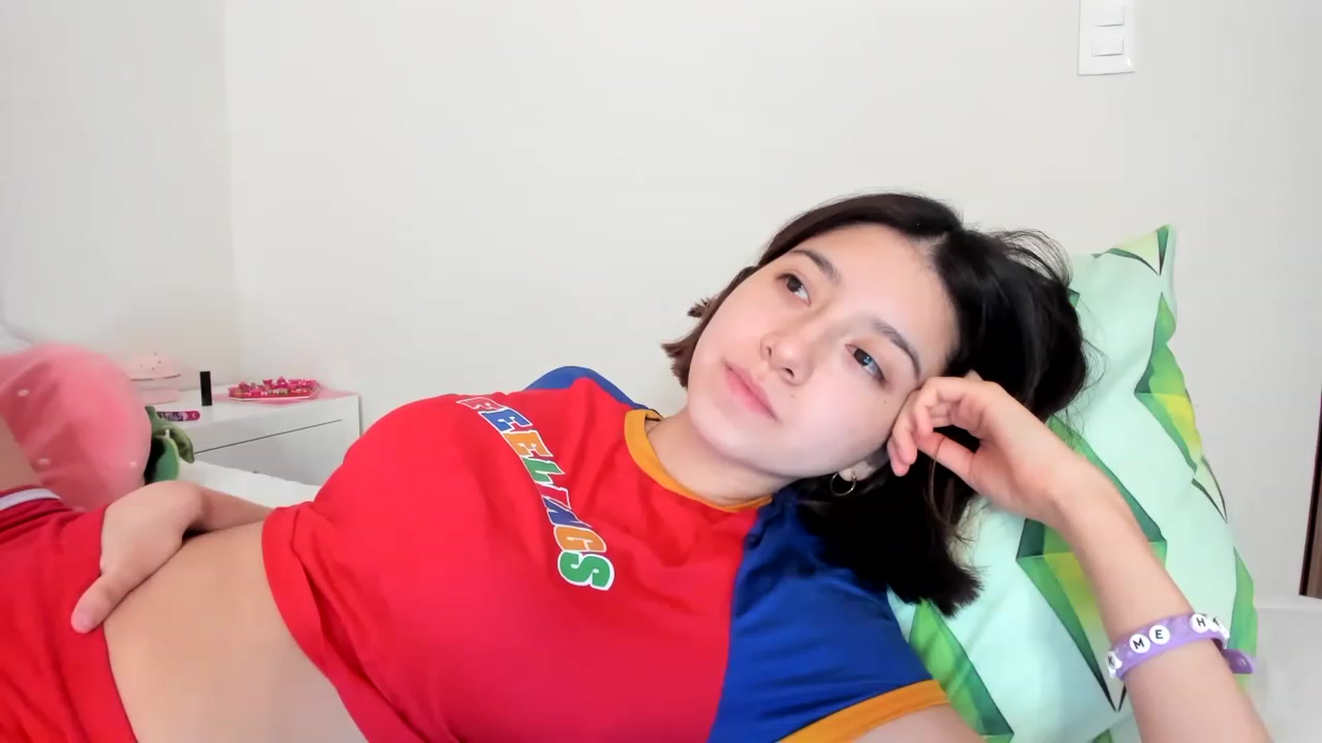Gallery image thumbnail from Cherrycute666's myfreecams stream on, 03/18/2023, 13:08 image 17 of 20