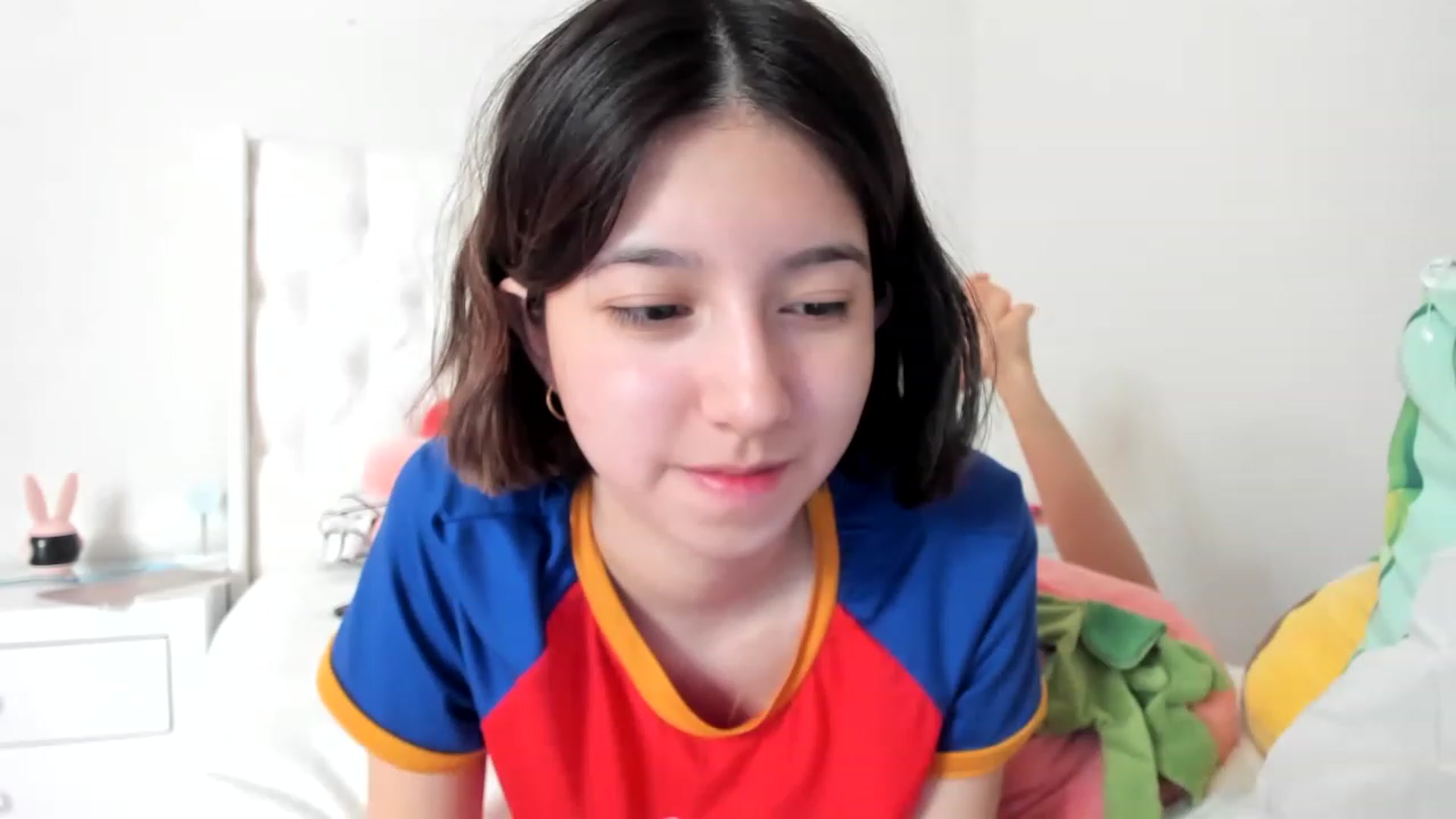 Gallery image thumbnail from Cherrycute666's myfreecams stream on, 03/18/2023, 19:02 image 4 of 20