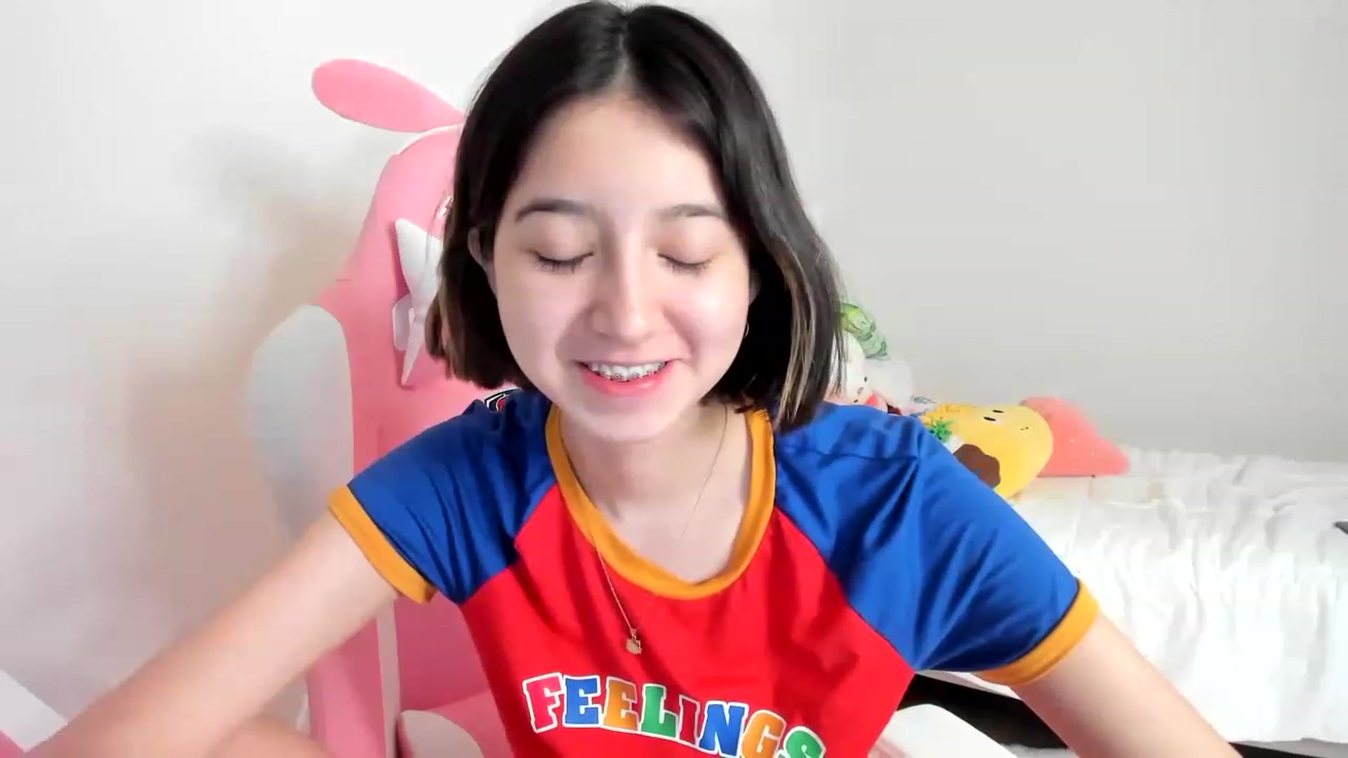 Gallery image thumbnail from Cherrycute666's myfreecams stream on, 03/18/2023, 20:37 image 10 of 20