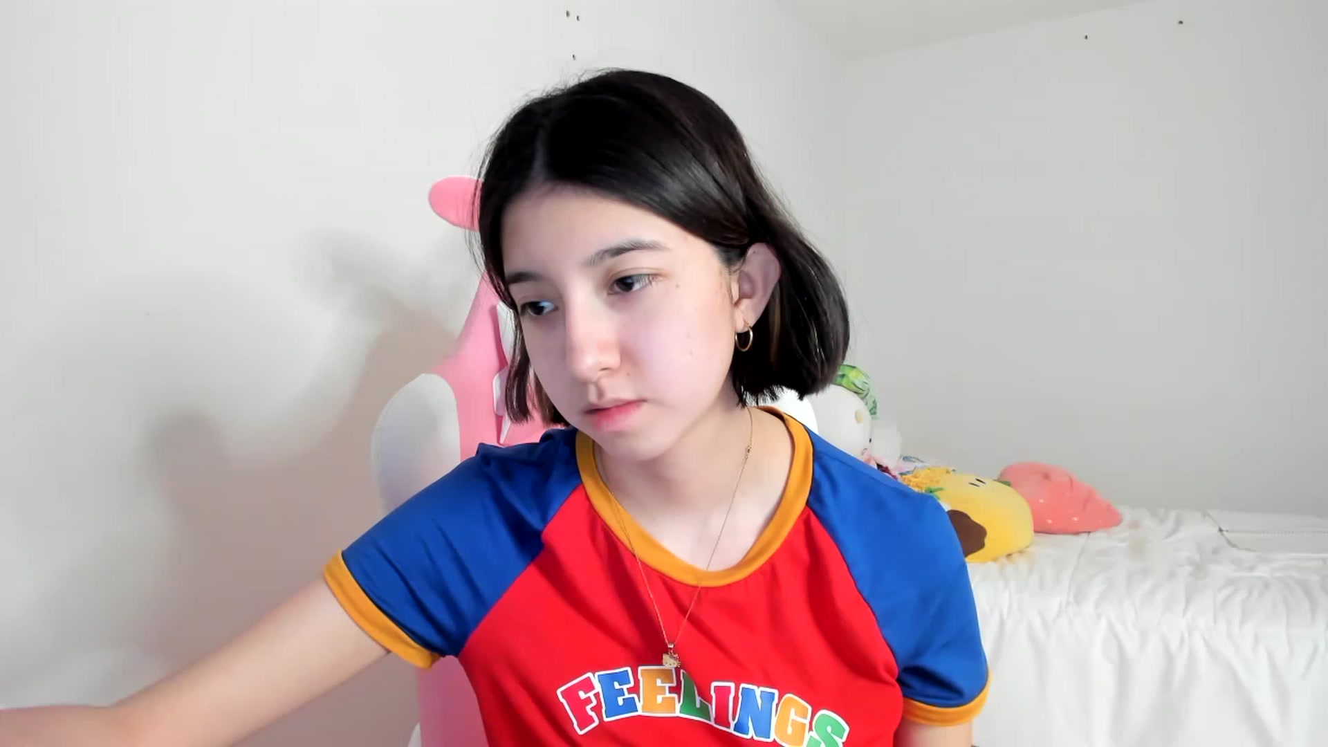 Gallery image thumbnail from Cherrycute666's myfreecams stream on, 03/19/2023, 24:35 image 13 of 20