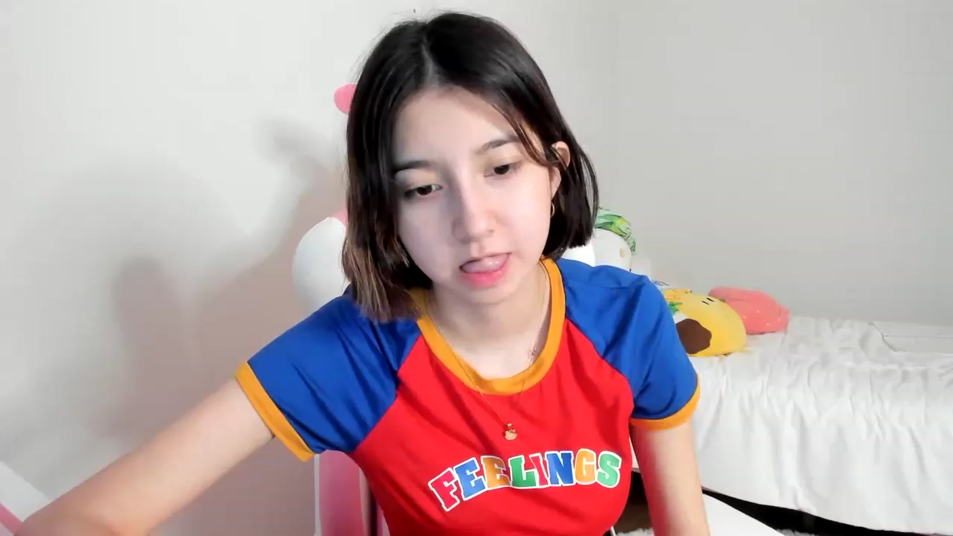Gallery image thumbnail from Cherrycute666's myfreecams stream on, 03/19/2023, 03:20 image 3 of 20
