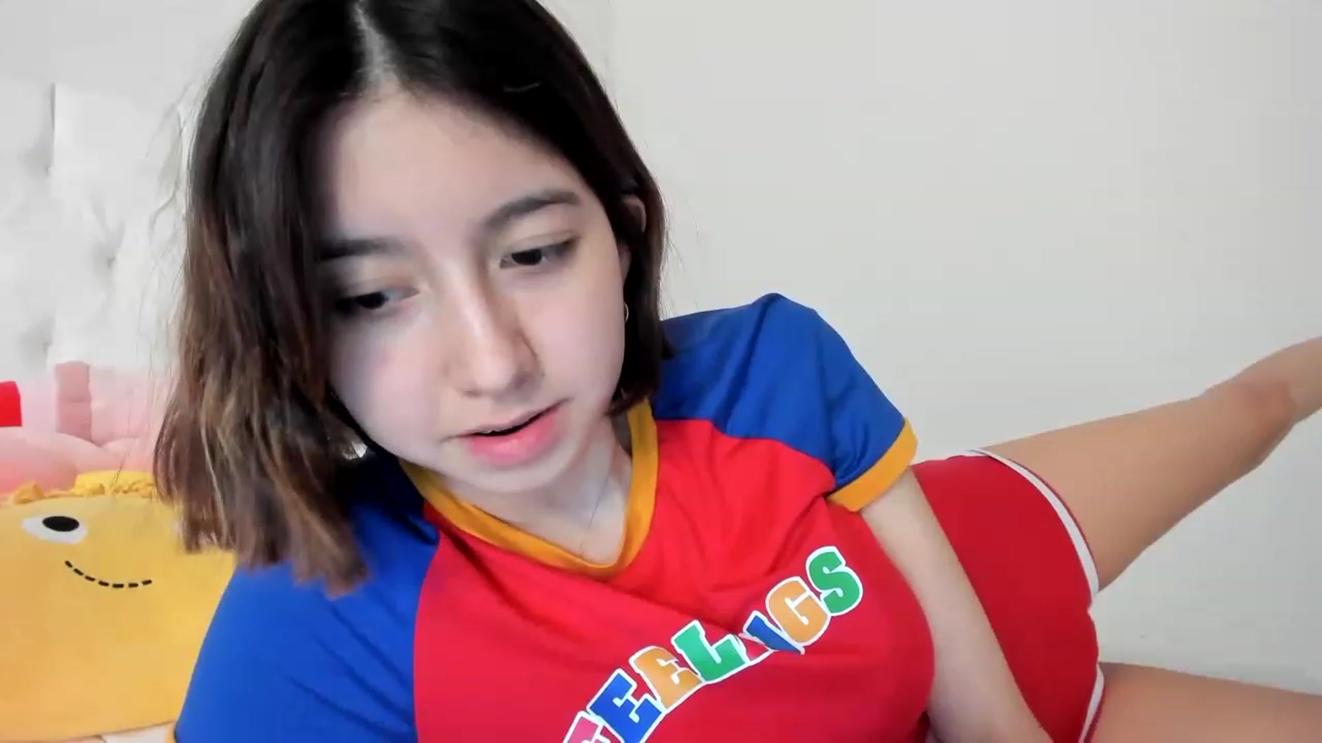 Gallery image thumbnail from Cherrycute666's myfreecams stream on, 03/19/2023, 03:20 image 17 of 20