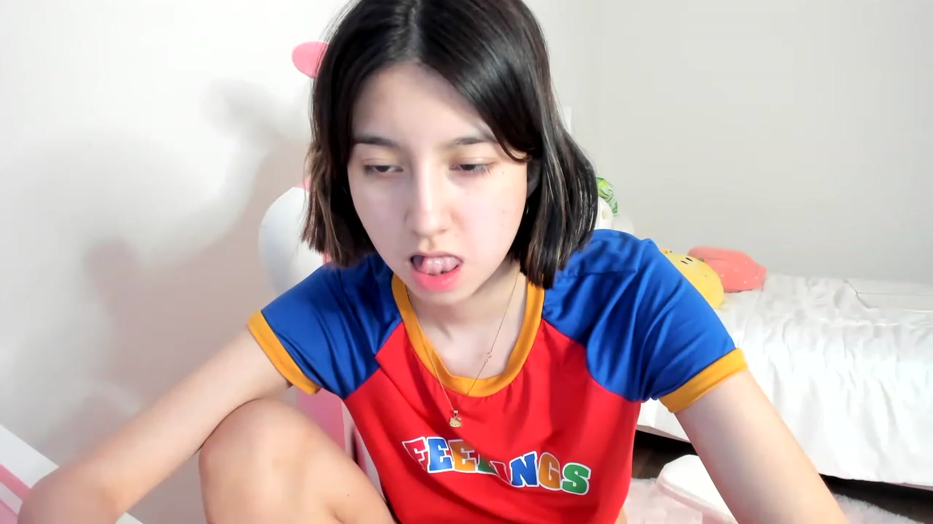 Gallery image thumbnail from Cherrycute666's myfreecams stream on, 03/19/2023, 03:20 image 7 of 20