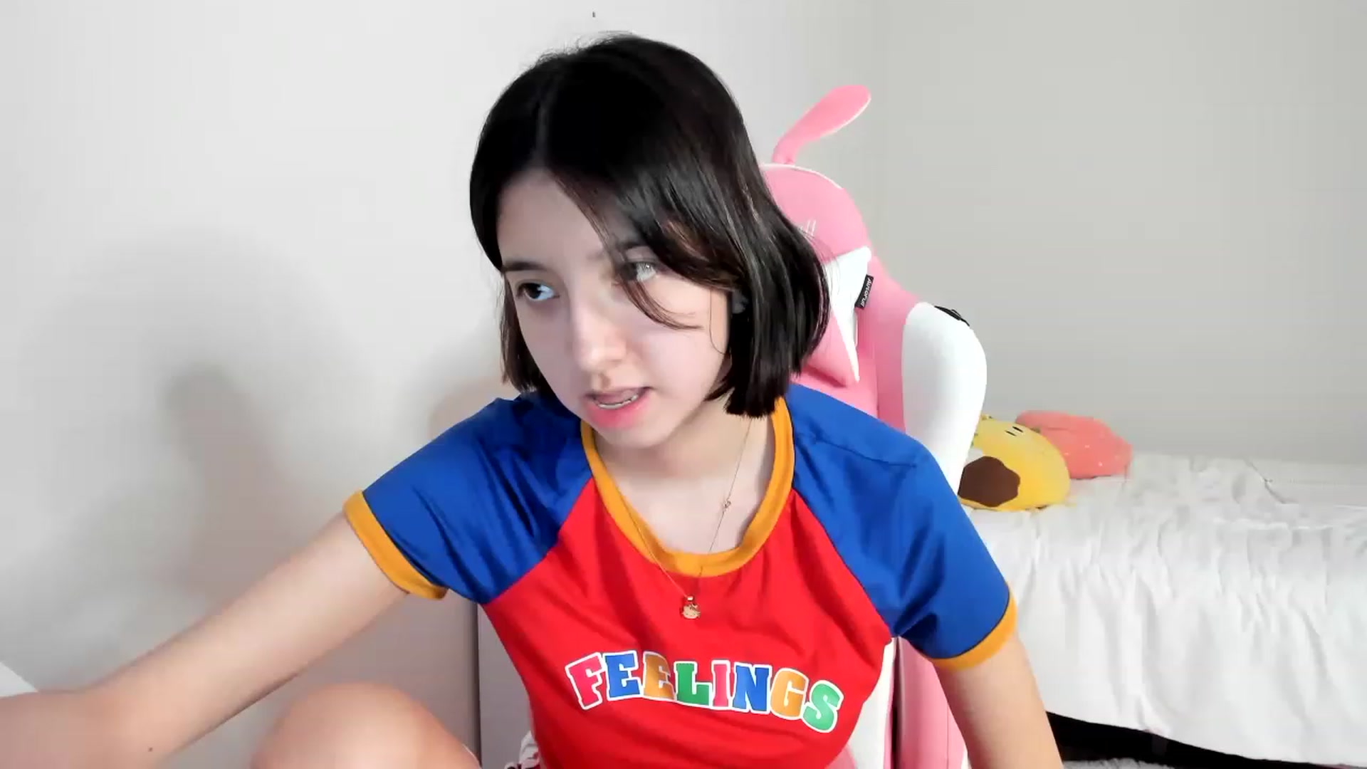 Gallery image thumbnail from Cherrycute666's myfreecams stream on, 03/19/2023, 03:20 image 4 of 20