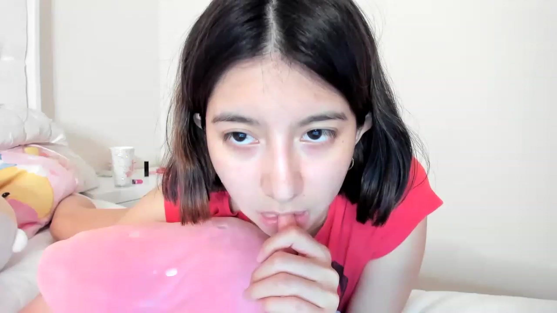 Gallery image thumbnail from Cherrycute666's myfreecams stream on, 03/19/2023, 04:25 image 16 of 20