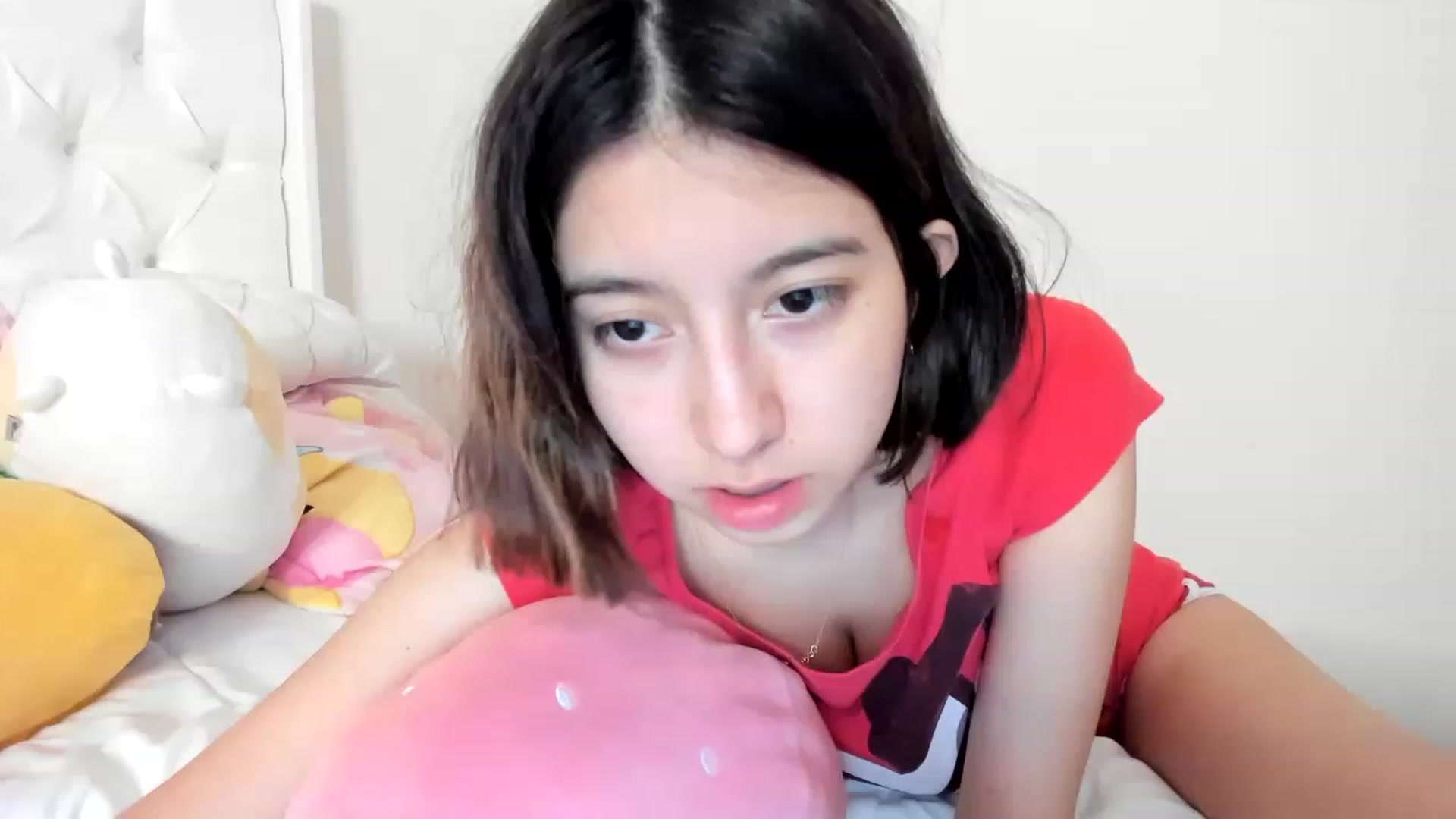 Gallery image thumbnail from Cherrycute666's myfreecams stream on, 03/19/2023, 04:25 image 1 of 20