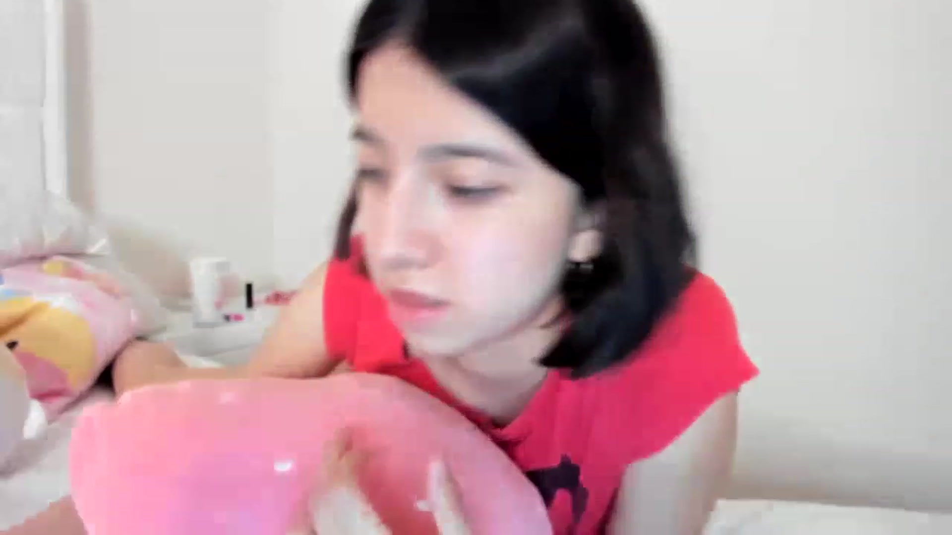 Gallery image thumbnail from Cherrycute666's myfreecams stream on, 03/19/2023, 04:25 image 19 of 20