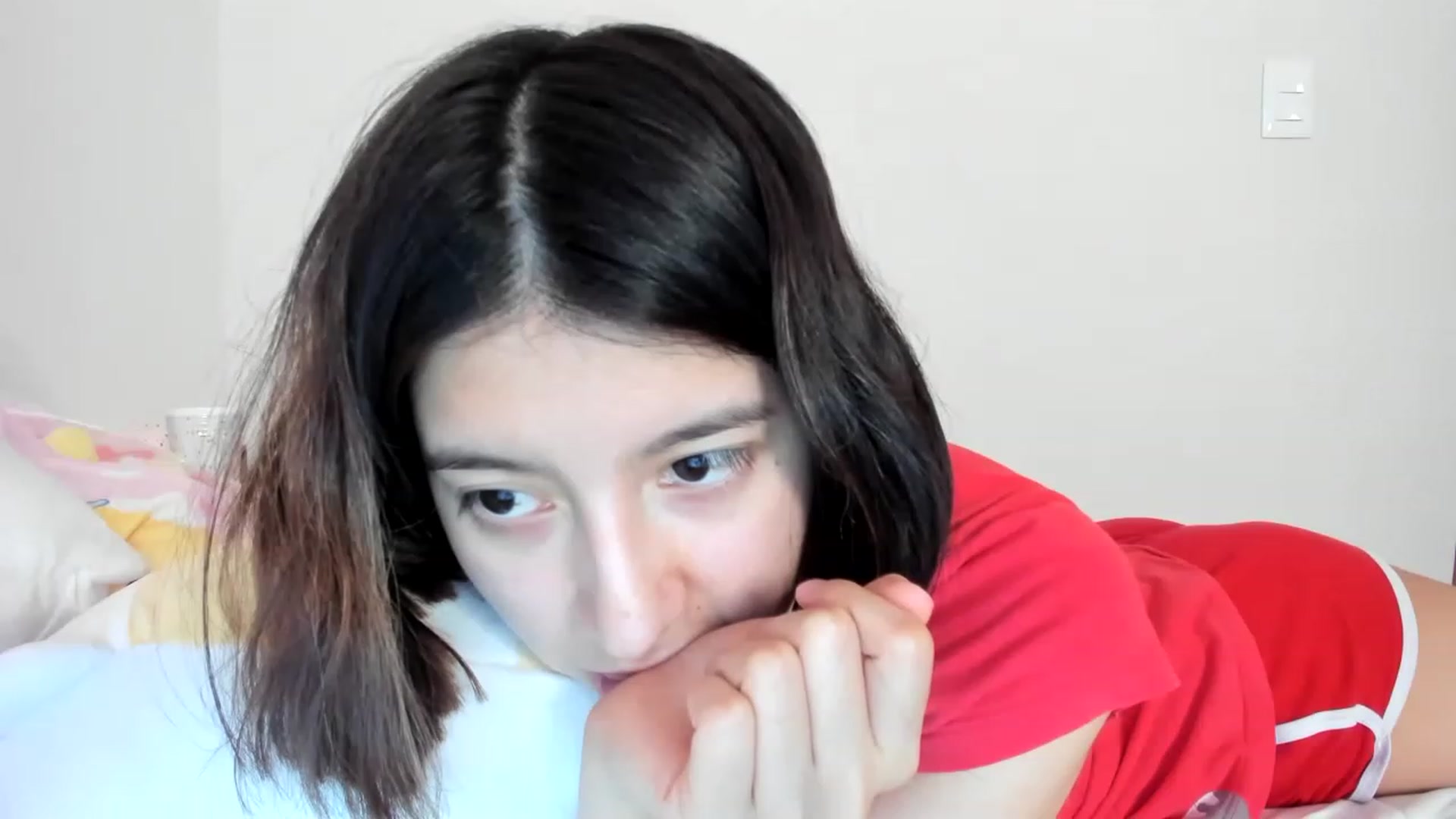 Gallery image thumbnail from Cherrycute666's myfreecams stream on, 03/19/2023, 08:11 image 4 of 20