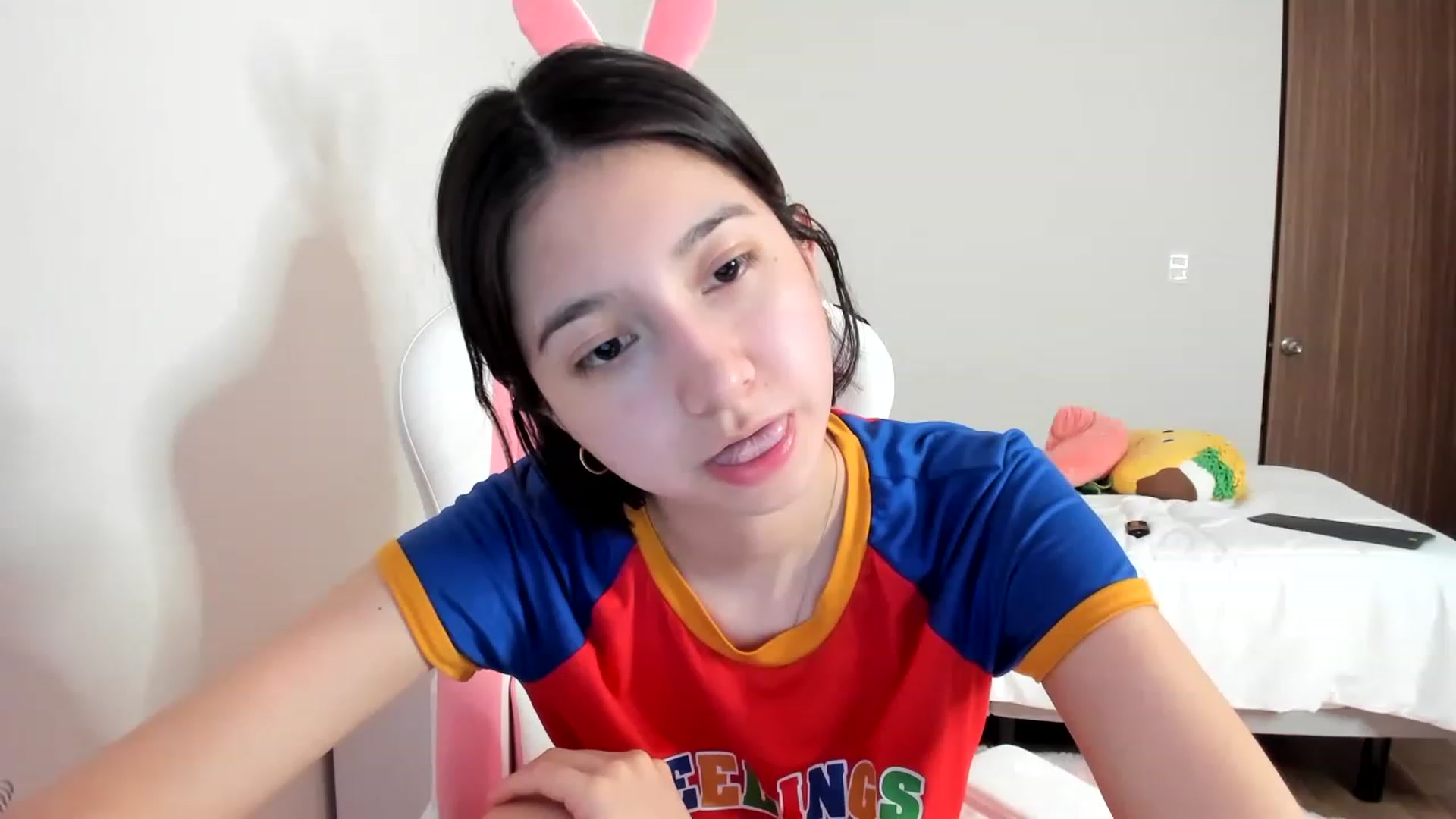 Gallery image thumbnail from Cherrycute666's myfreecams stream on, 03/19/2023, 13:30 image 11 of 20