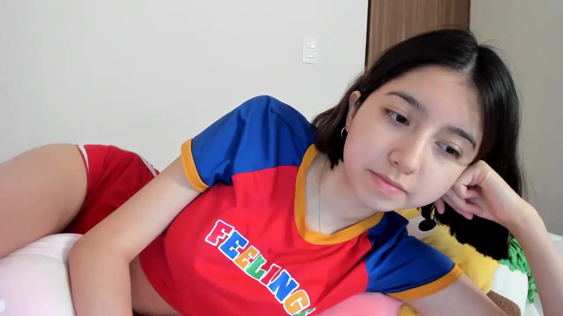 Gallery image thumbnail from Cherrycute666's myfreecams stream on, 03/19/2023, 13:30 image 2 of 20