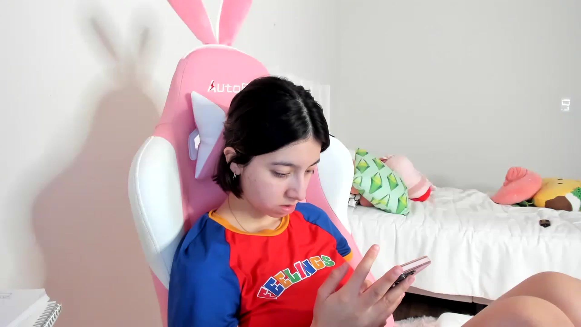 Gallery image thumbnail from Cherrycute666's myfreecams stream on, 03/19/2023, 13:30 image 13 of 20