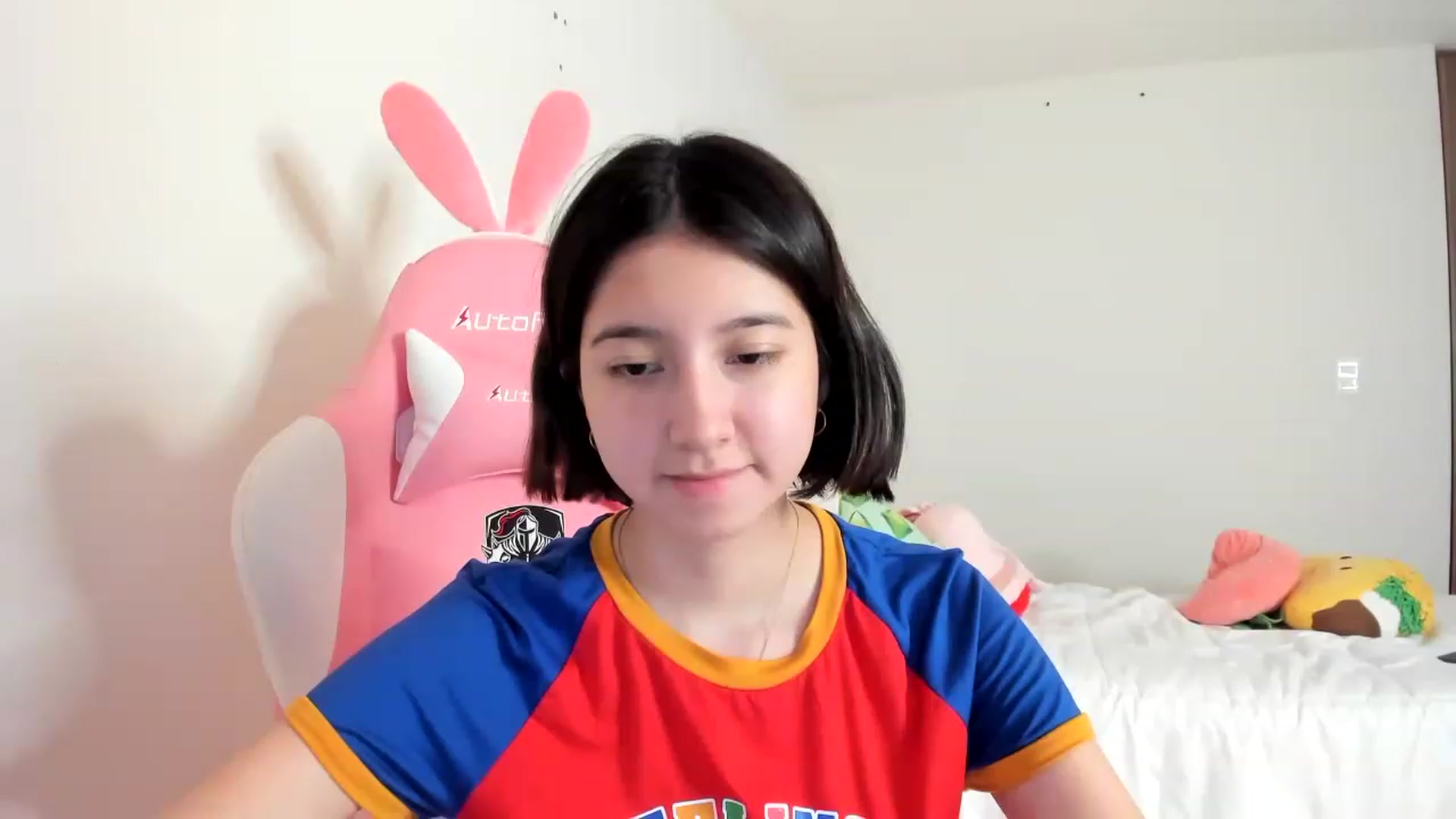 Gallery image thumbnail from Cherrycute666's myfreecams stream on, 03/19/2023, 13:30 image 18 of 20