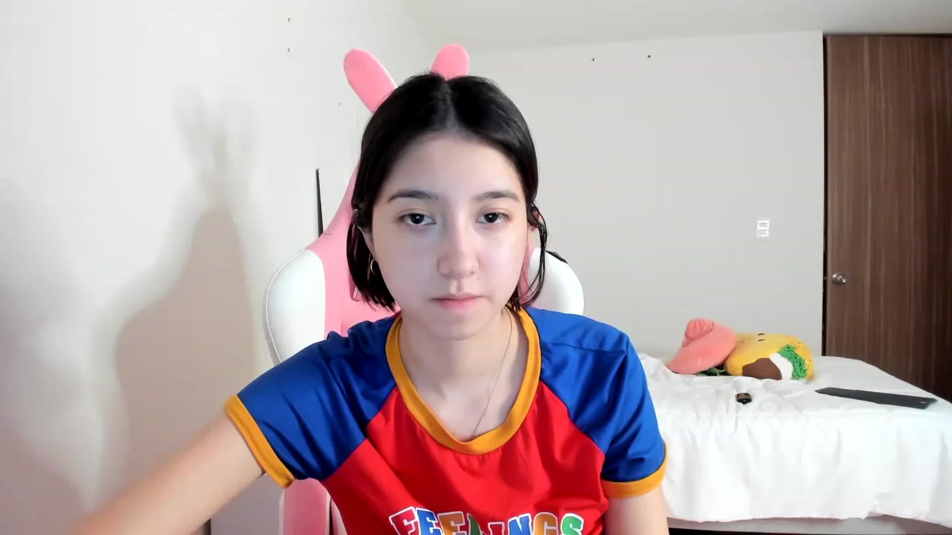 Gallery image thumbnail from Cherrycute666's myfreecams stream on, 03/19/2023, 13:30 image 9 of 20