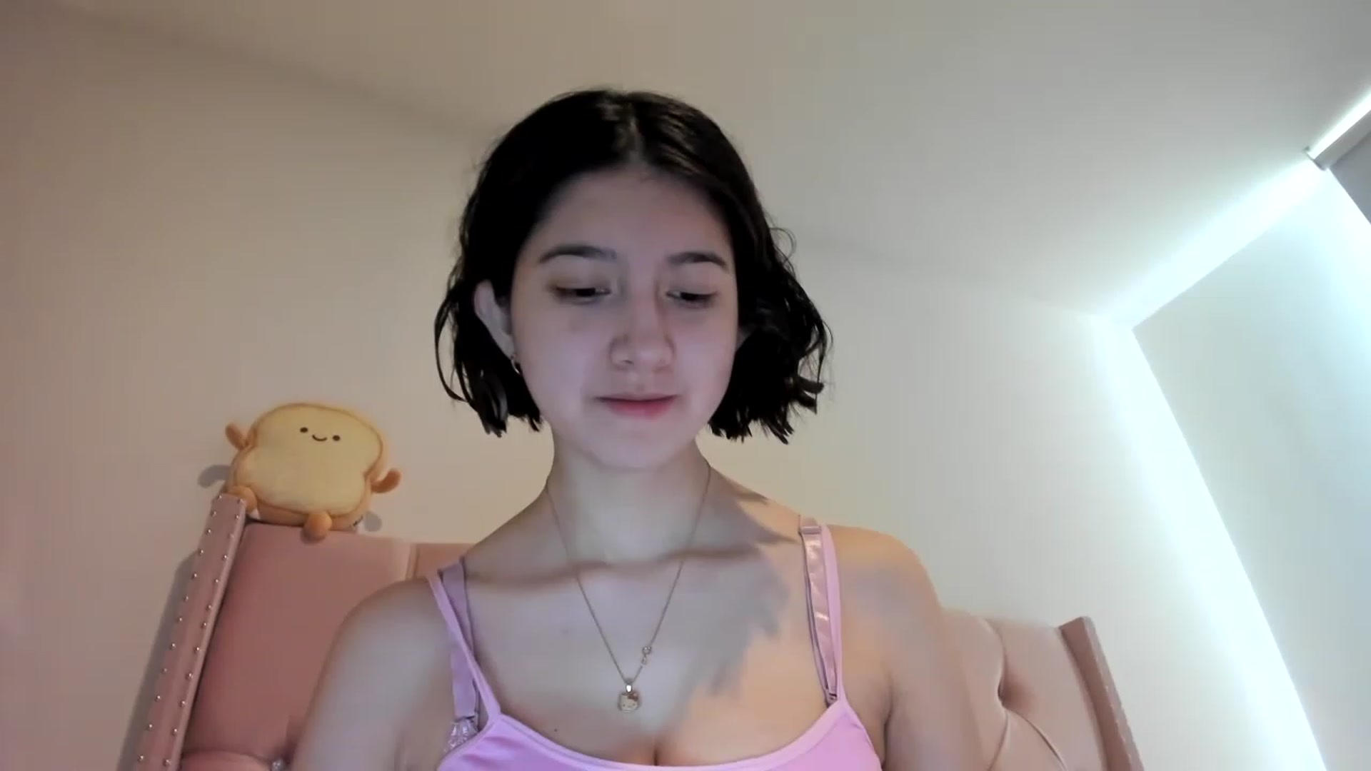 Gallery image thumbnail from Cherrycute666's myfreecams stream on, 03/20/2023, 15:05 image 13 of 20