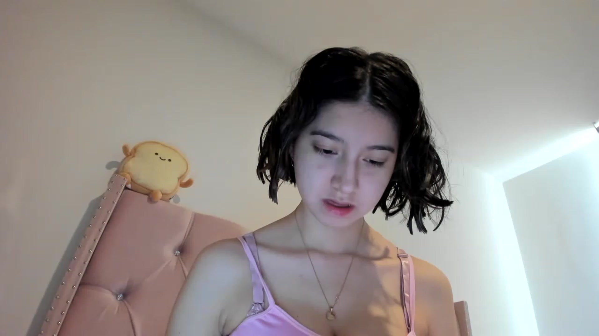 Gallery image thumbnail from Cherrycute666's myfreecams stream on, 03/20/2023, 15:05 image 12 of 20