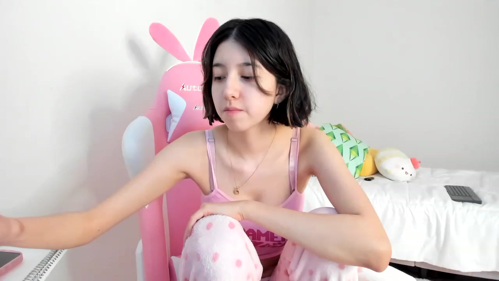 Gallery image thumbnail from Cherrycute666's myfreecams stream on, 03/20/2023, 15:05 image 18 of 20