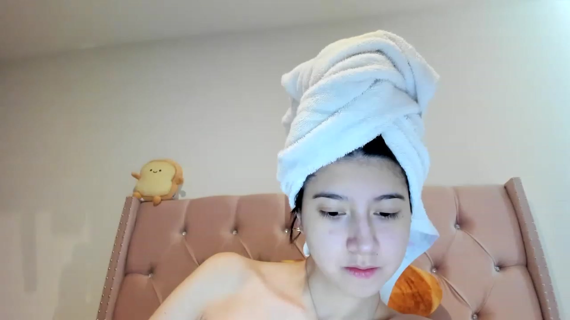 Gallery image thumbnail from Cherrycute666's myfreecams stream on, 03/20/2023, 15:05 image 9 of 20