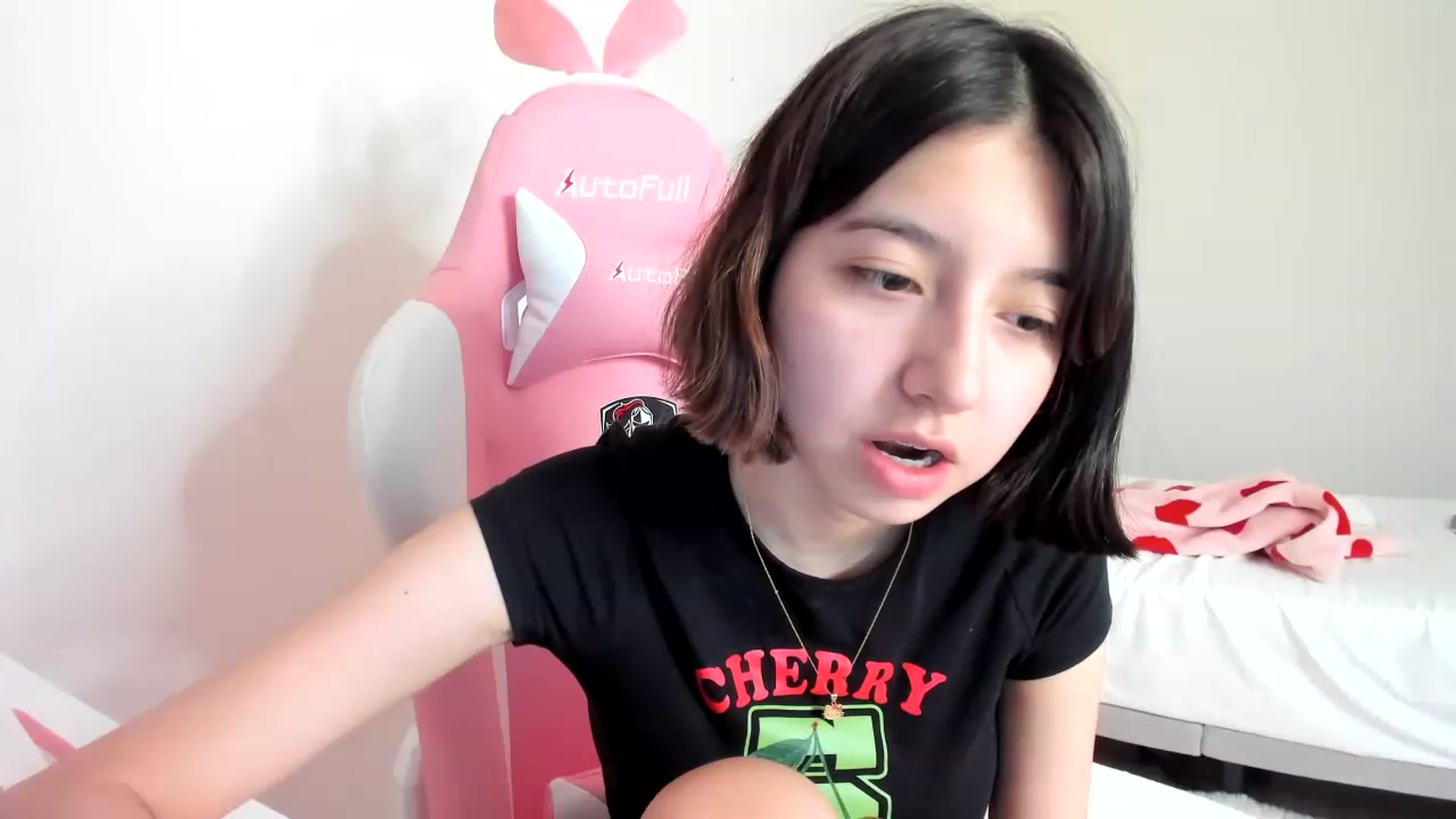 Gallery image thumbnail from Cherrycute666's myfreecams stream on, 03/21/2023, 14:35 image 12 of 20