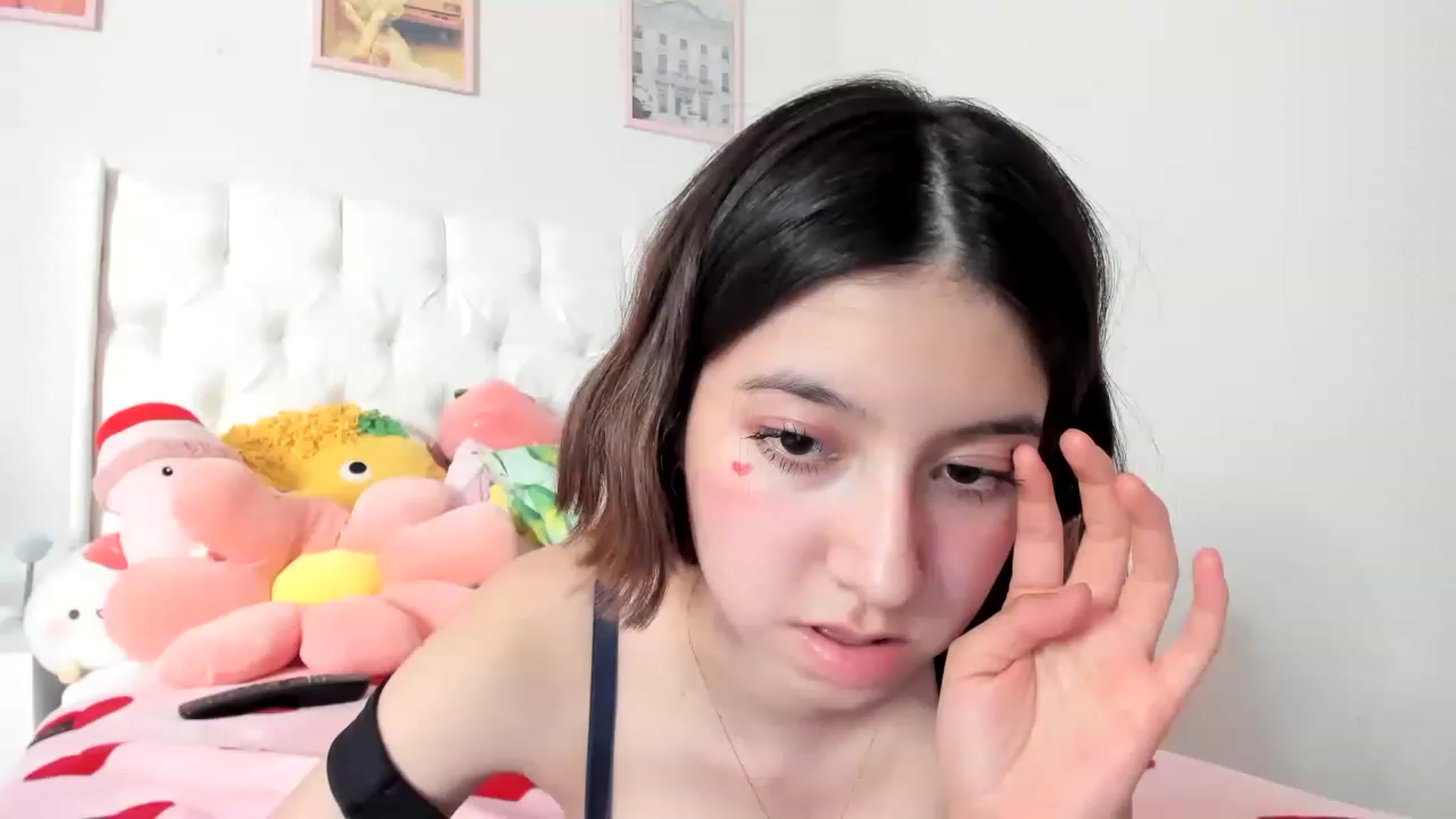 Gallery image thumbnail from Cherrycute666's myfreecams stream on, 03/22/2023, 02:28 image 13 of 20