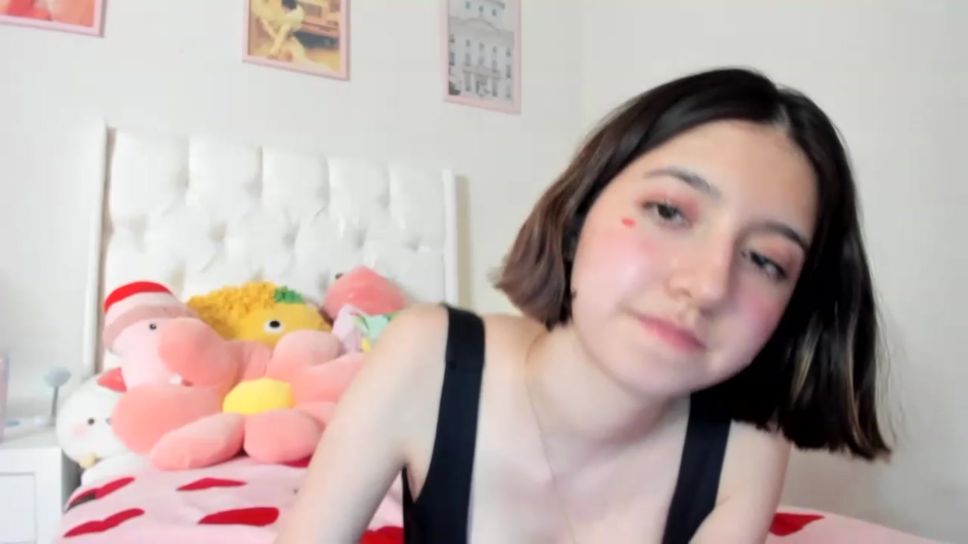 Gallery image thumbnail from Cherrycute666's myfreecams stream on, 03/22/2023, 02:28 image 17 of 20