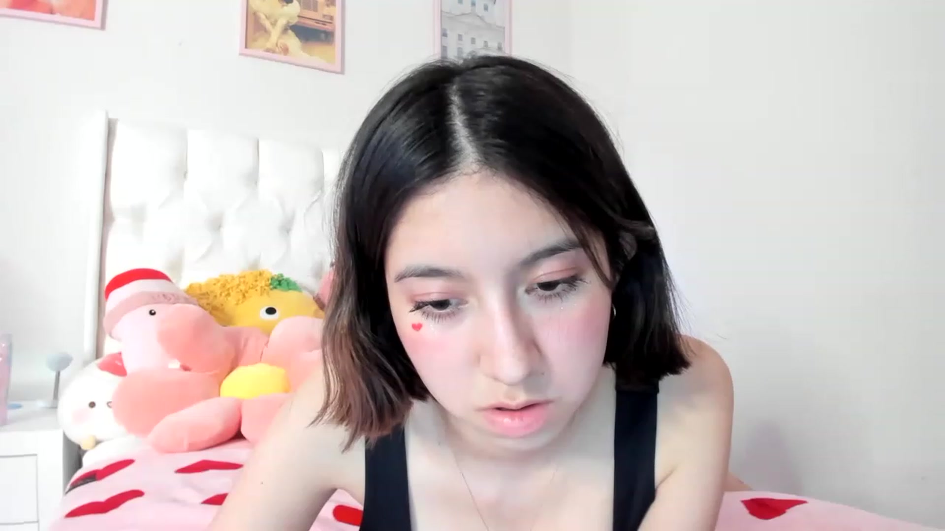 Gallery image thumbnail from Cherrycute666's myfreecams stream on, 03/22/2023, 02:28 image 19 of 20
