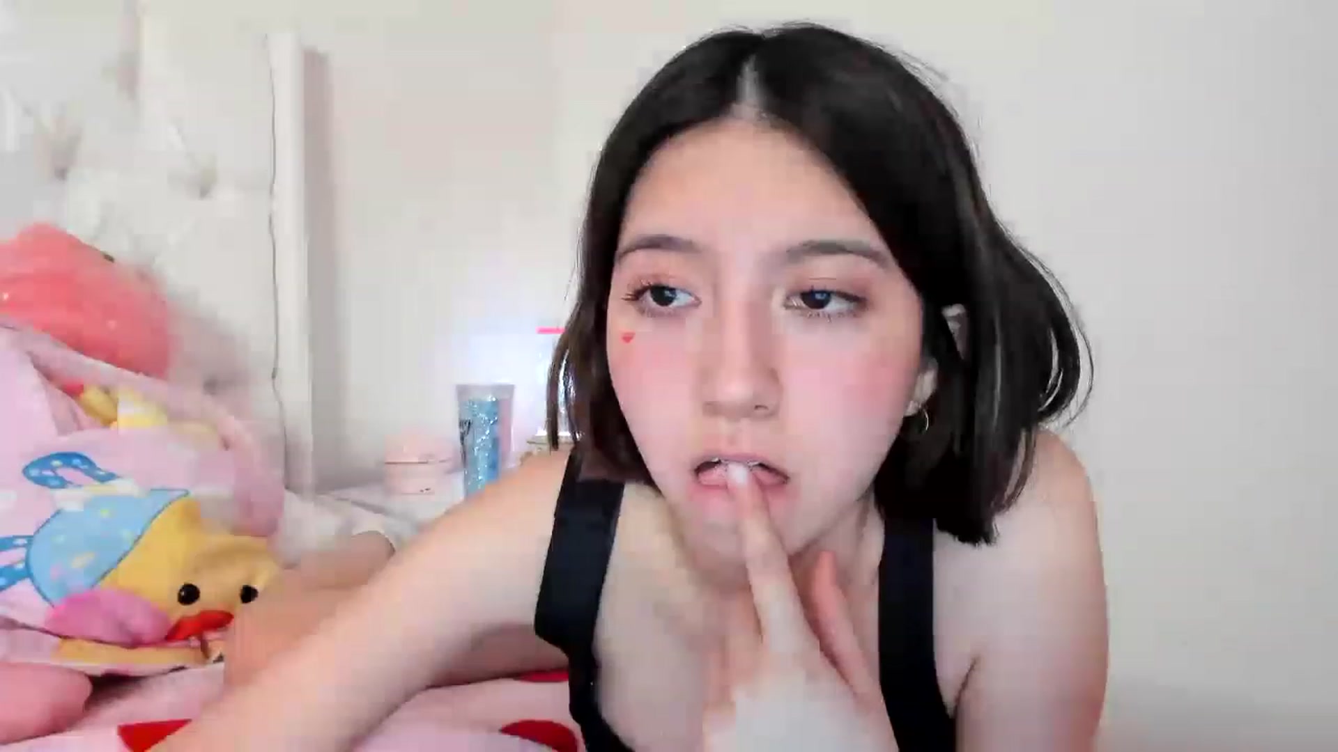Gallery image thumbnail from Cherrycute666's myfreecams stream on, 03/22/2023, 04:48 image 16 of 20
