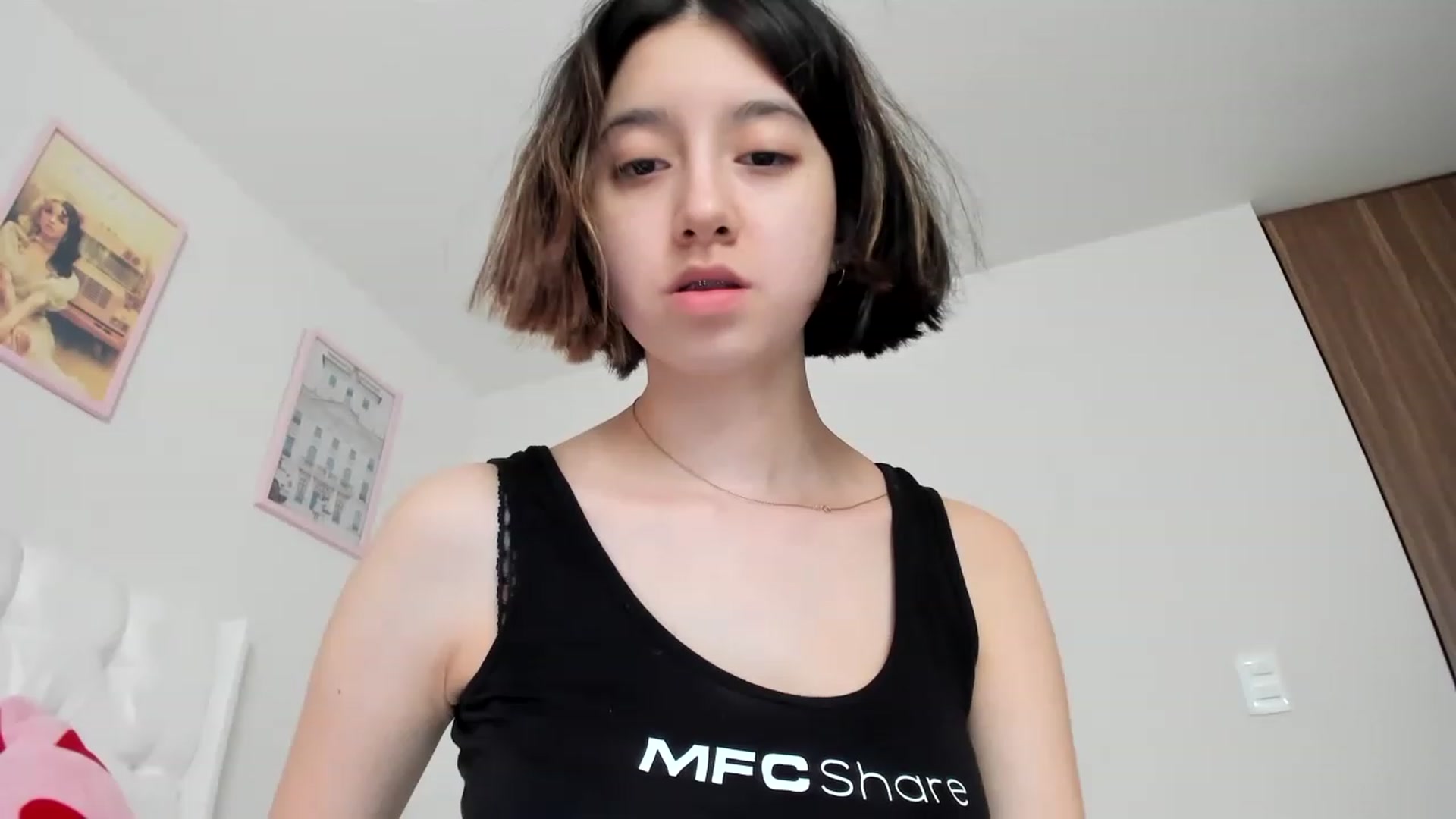 Gallery image thumbnail from Cherrycute666's myfreecams stream on, 03/22/2023, 16:09 image 18 of 20