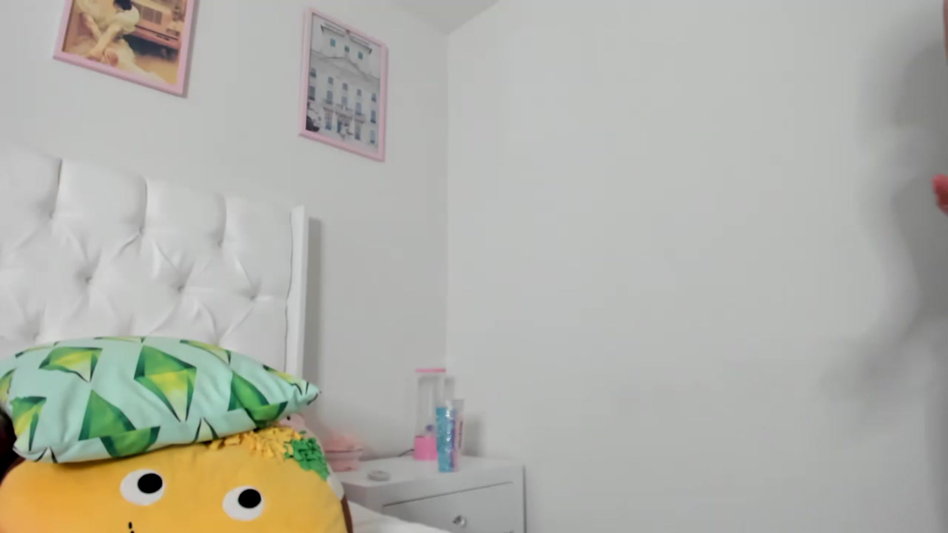 Gallery image thumbnail from Cherrycute666's myfreecams stream on, 03/23/2023, 02:49 image 20 of 20