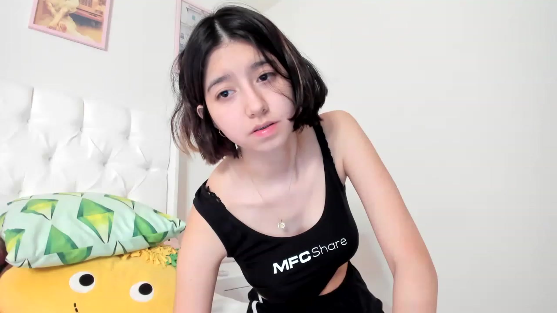 Gallery image thumbnail from Cherrycute666's myfreecams stream on, 03/23/2023, 02:49 image 19 of 20